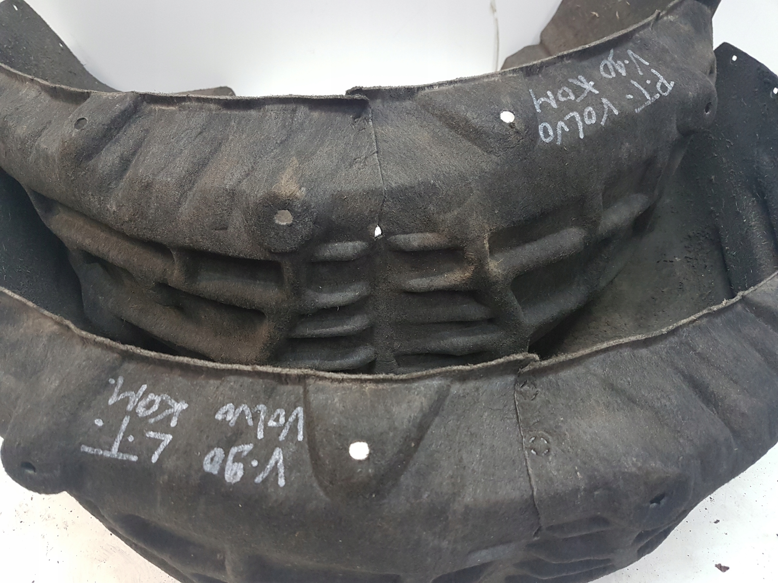 VOLVO V90 S90 mudguard rear part rear. left