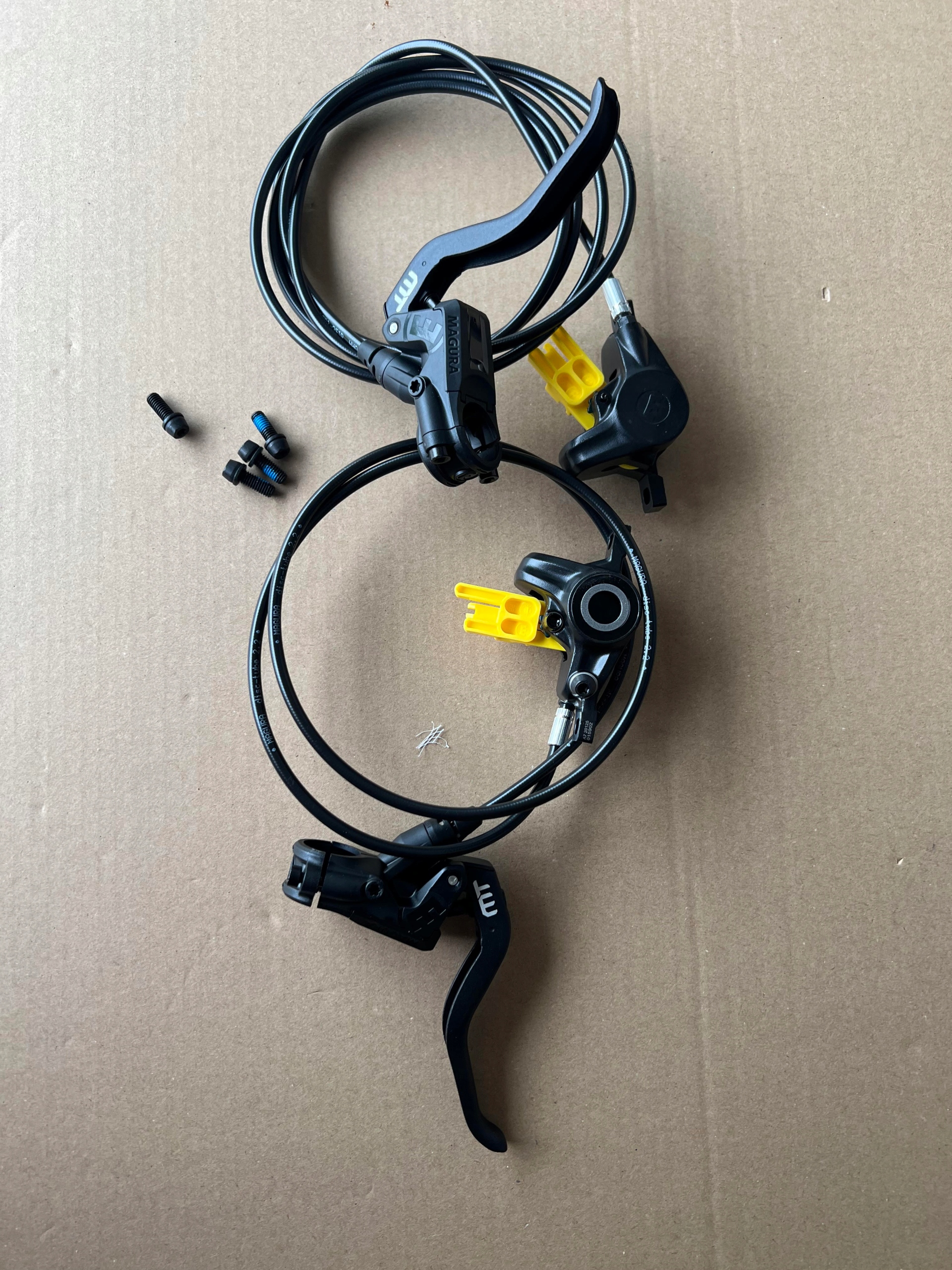 Hamulce hydrauliczne MAGURA MT-4 Komplet 1000/2000 Montaż Komplet