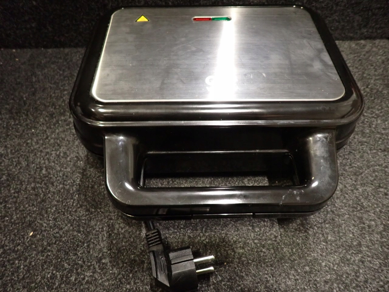 Opiekacz do kanapek Model N-13