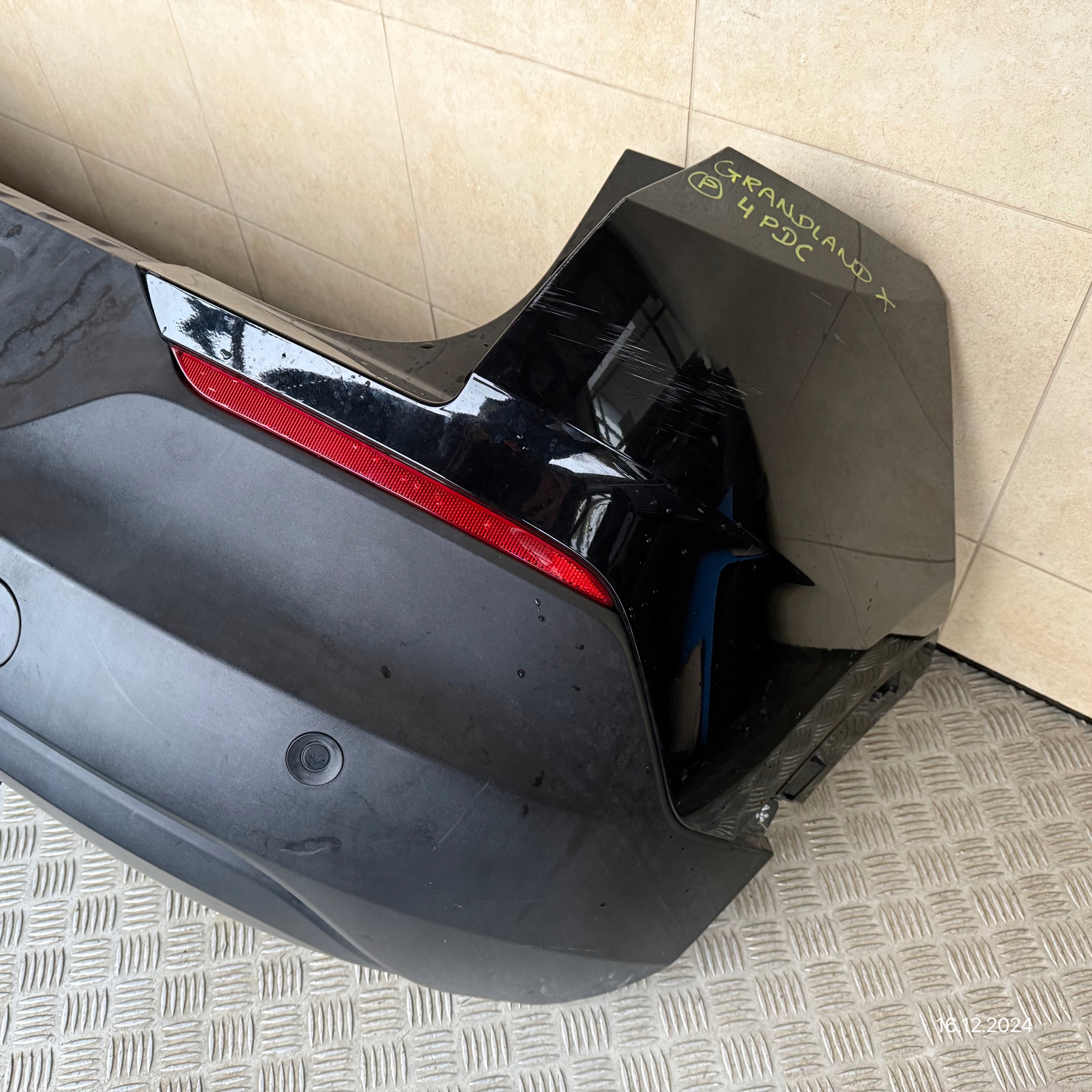 bumper rear complete OPEL GRANDLAND X 2019 ROK 4 PDC