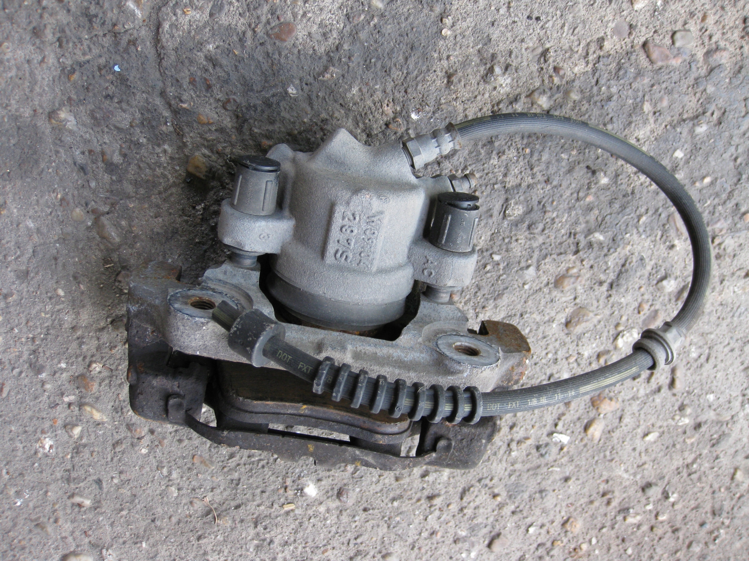 BMW F20 1.6i 14R caliper brake left front