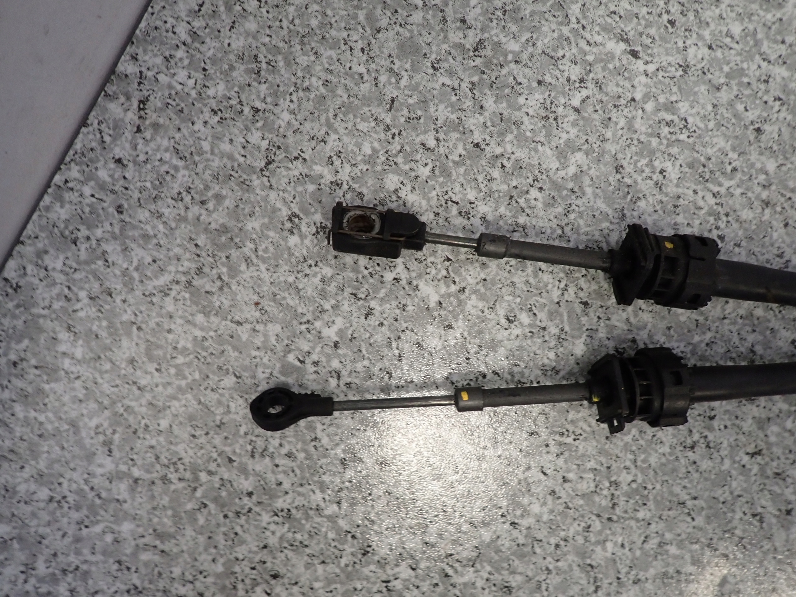 TOYOTA COROLLA E12 1.4 D4D 02- LINKI ZMIANY BIEGÓW Producent części Toyota OE