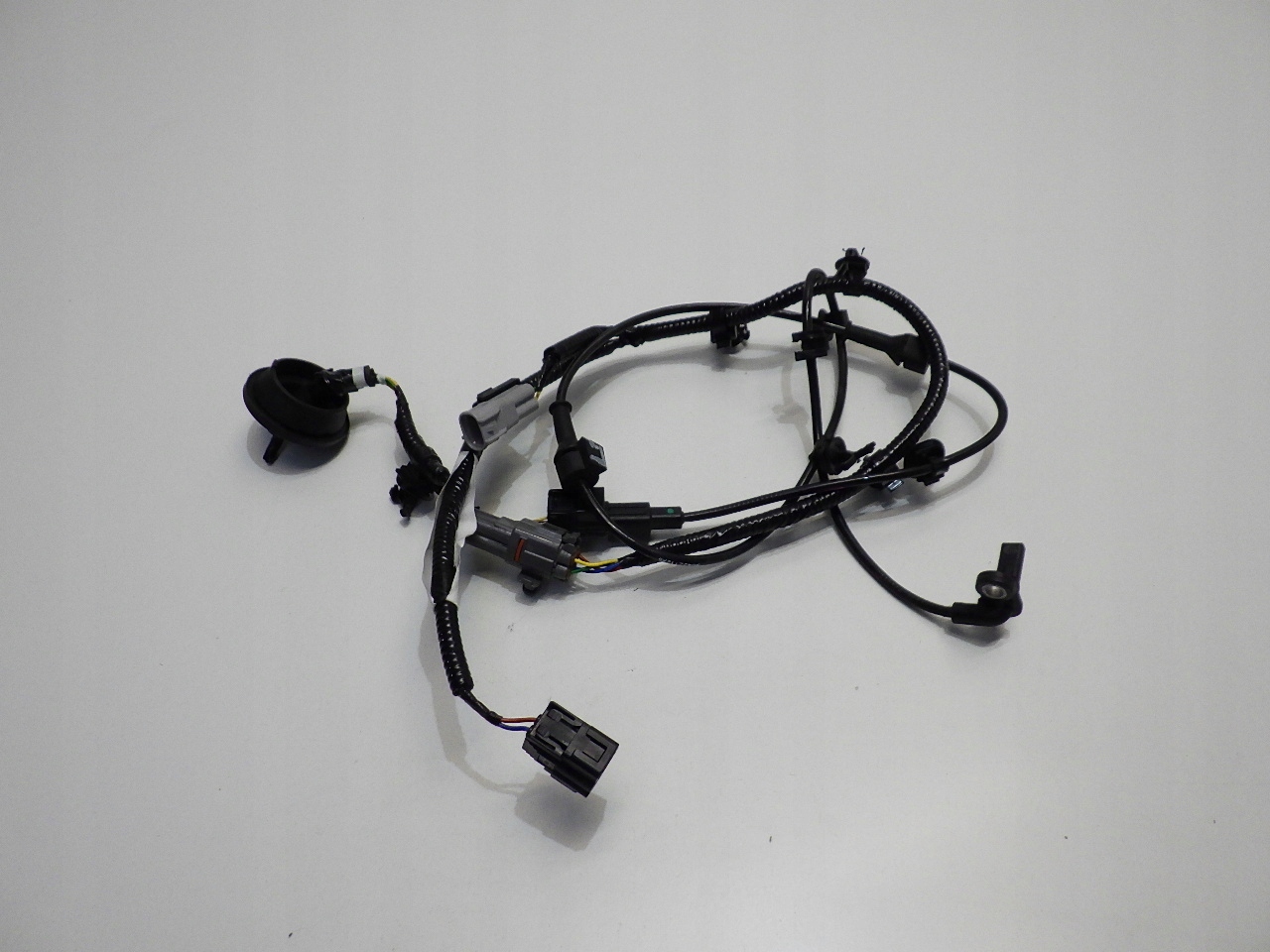 27620-61M10 - SX4 S CROSS 2022 N. MODEL датчик ABS левый задний