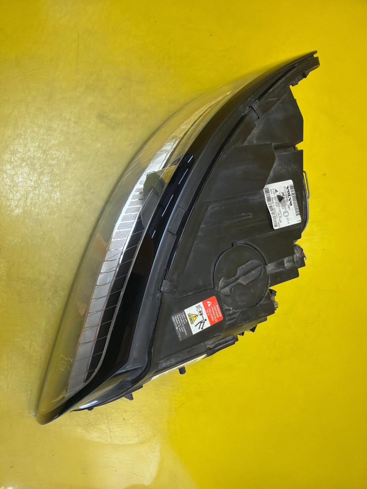 light right Volvo S40 V50 Lift 2007-2012 31265699 Xenon