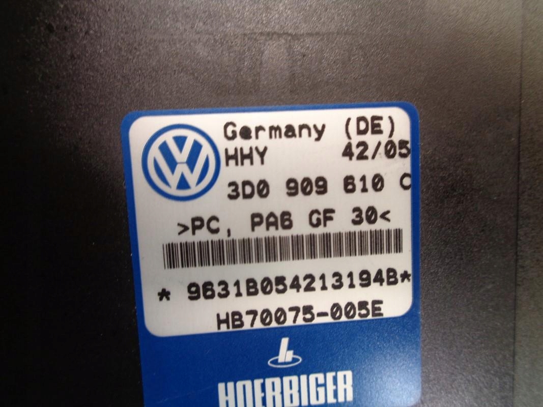 MODUŁ KLAPY BAGAŻNIKA VW PHAETON 3.0 TDI Producent części Volkswagen OE