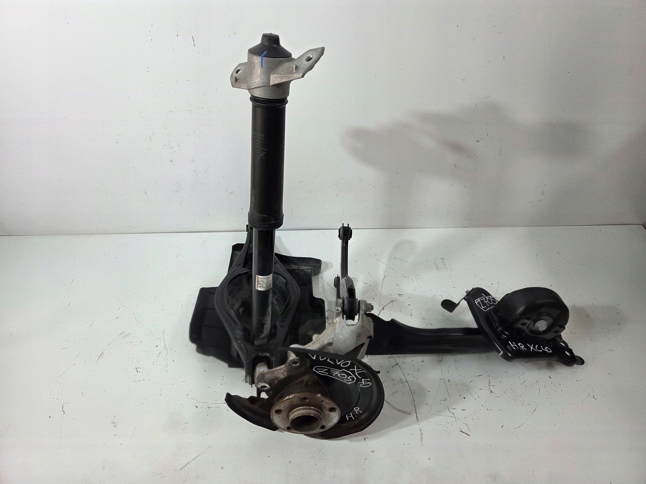 Volvo XC40 swing rear right 32246251 (Z705)