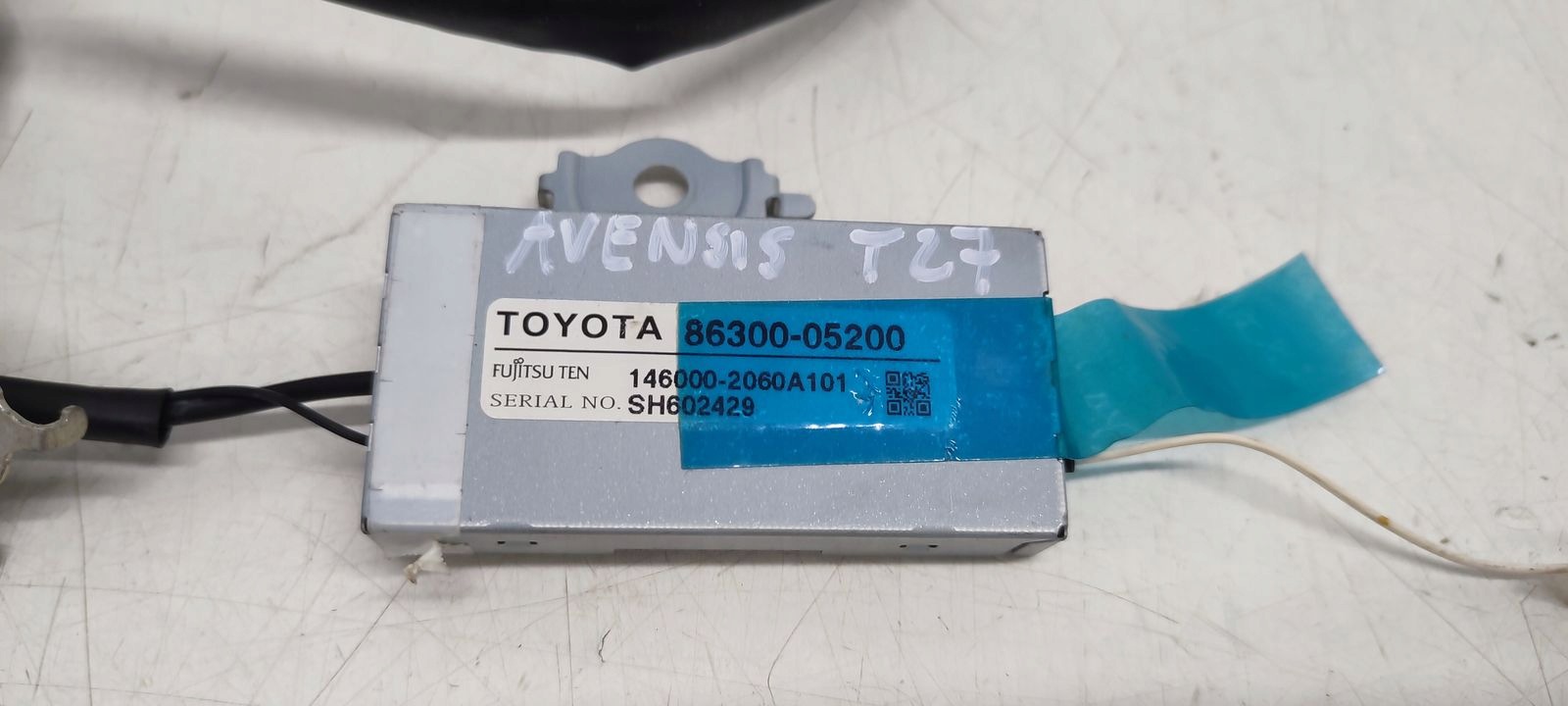 verstärker antenne Toyota Avensis T27