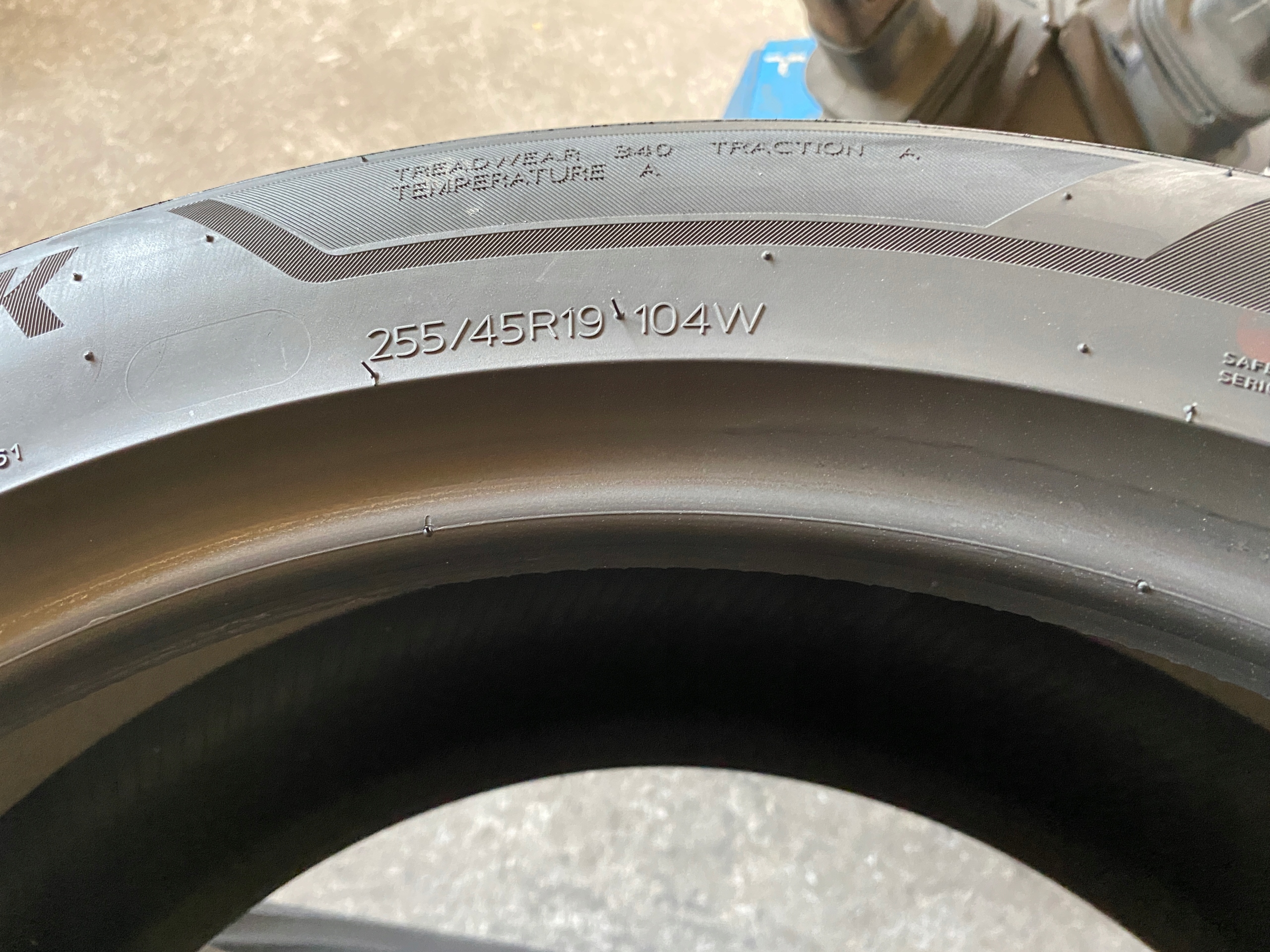 2 tyres summer 255/45R19 104W Hankook Ventus Evo3 2023r