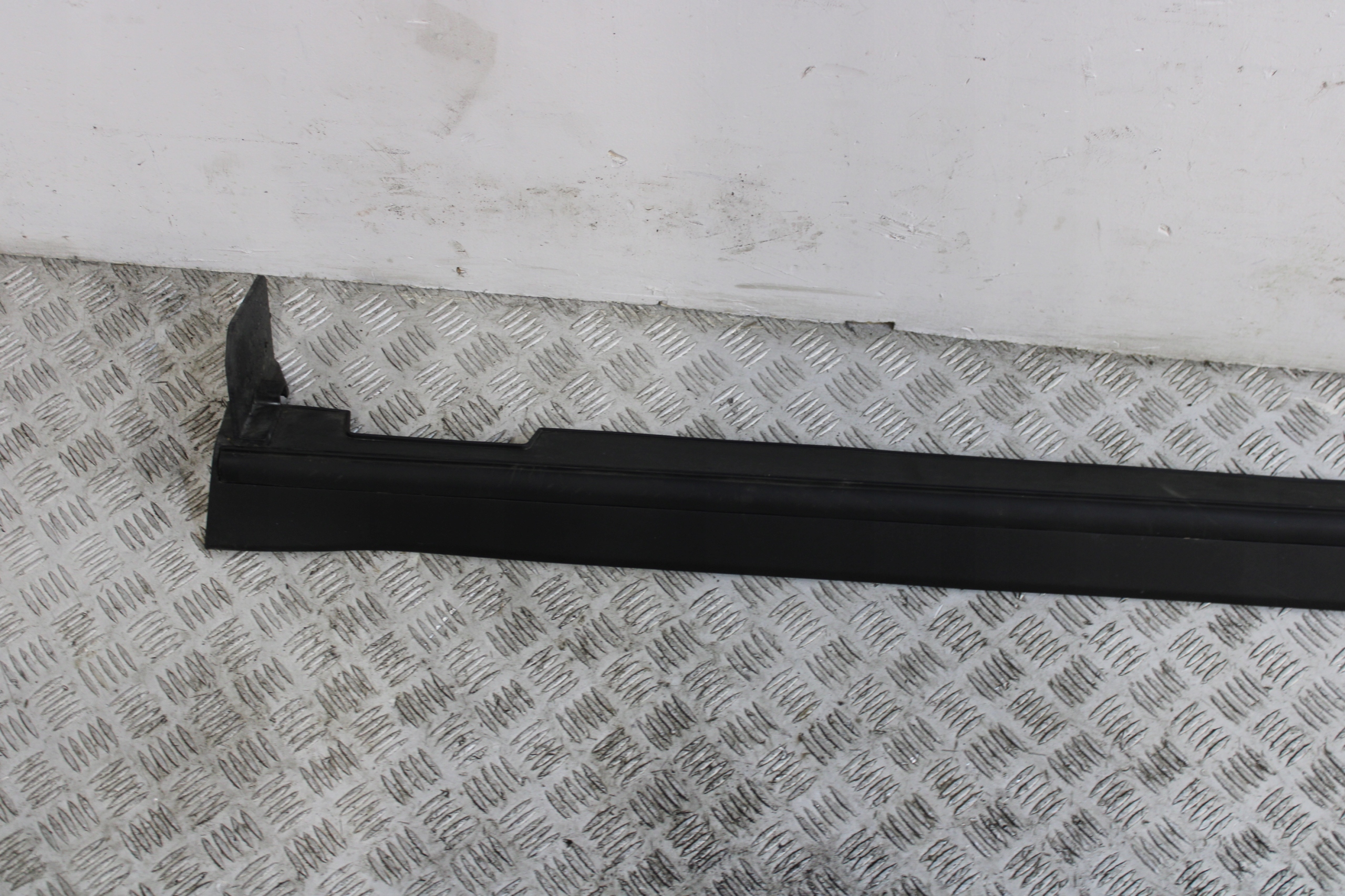 cap threshold threshold left HYUNDAI TUCSON IV 4 87751-N7000