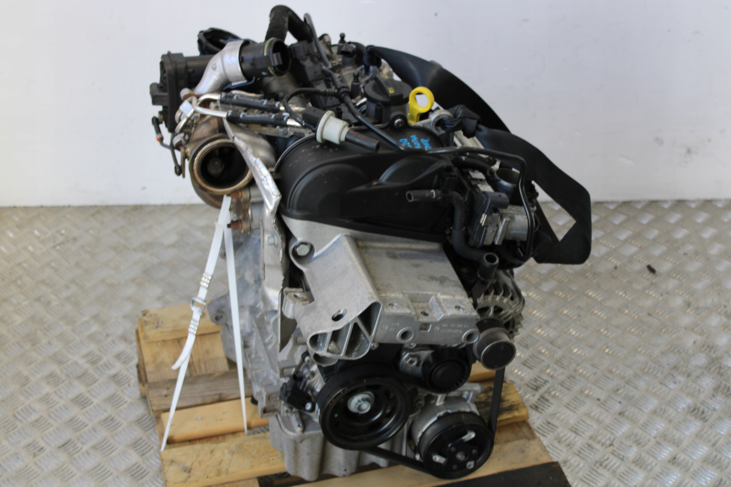 engine MOTOR complete DKR AUDI A1 II 82A 1,0 TSI