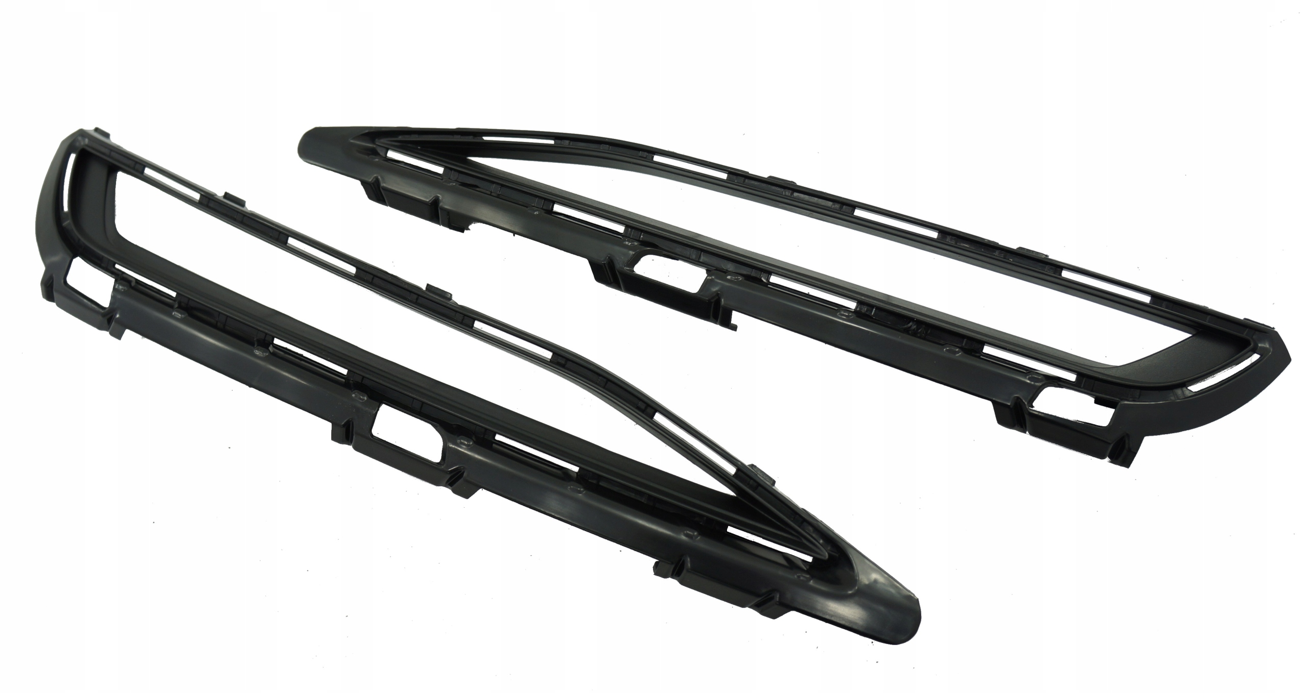 4M0807157A - Решітки переднього бампера L + R AUDI Q7 4M S-LINE