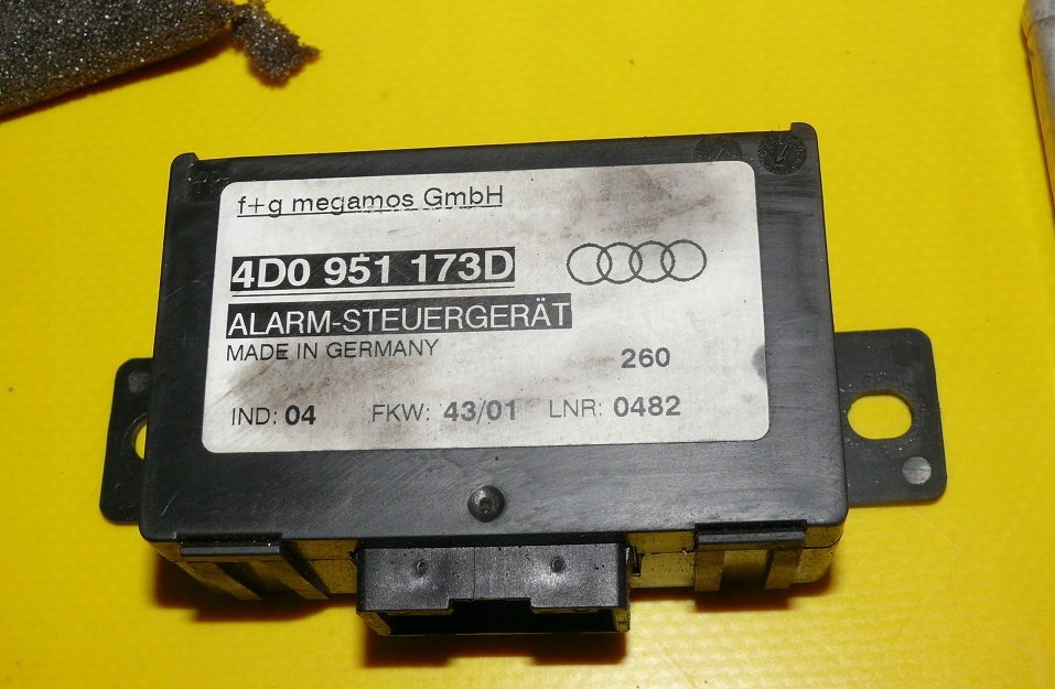 IMMOBILIZER computer STAEROWNIK Accensione AUDI S6 A6 C5 4.2V6 4D0907558AD