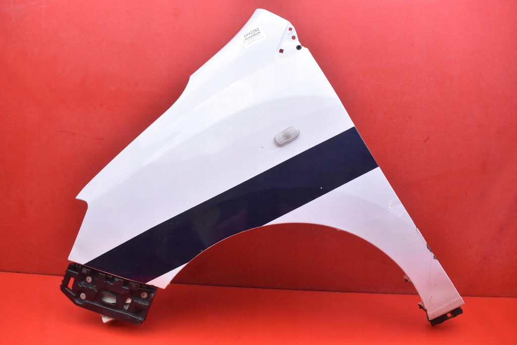 fender left front front BIALY 260928639R DACIA DOKKER 12-17