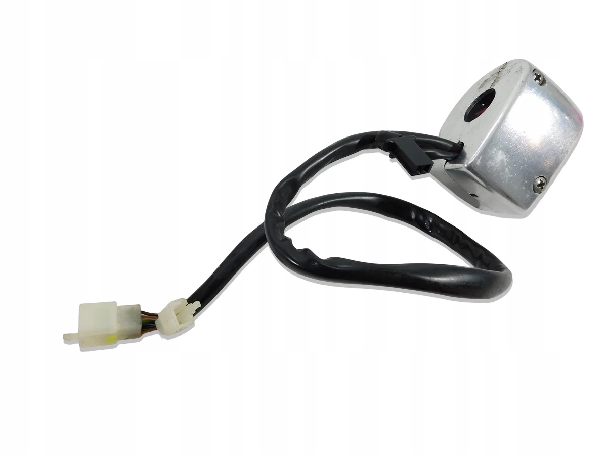 Prepínač Ľavý Predný Yamaha Bt 1100 Bulldog 01-06 U-11 5JNH39720000