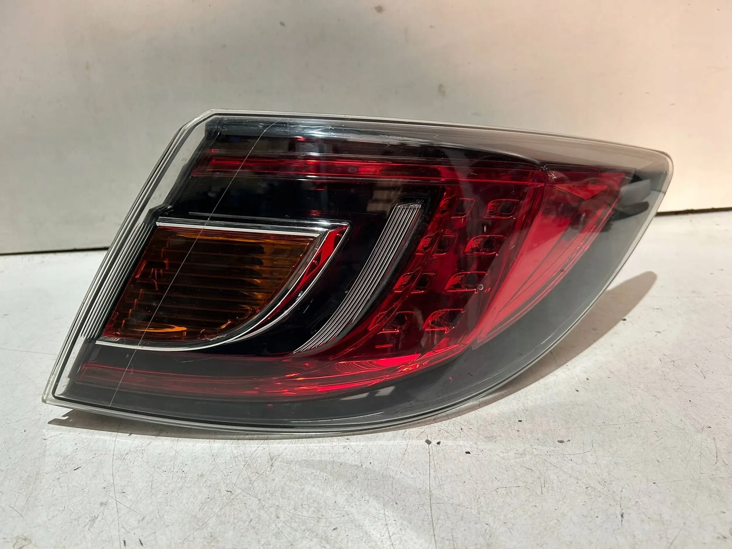 Lampa tył prawy Mazda 6 2006