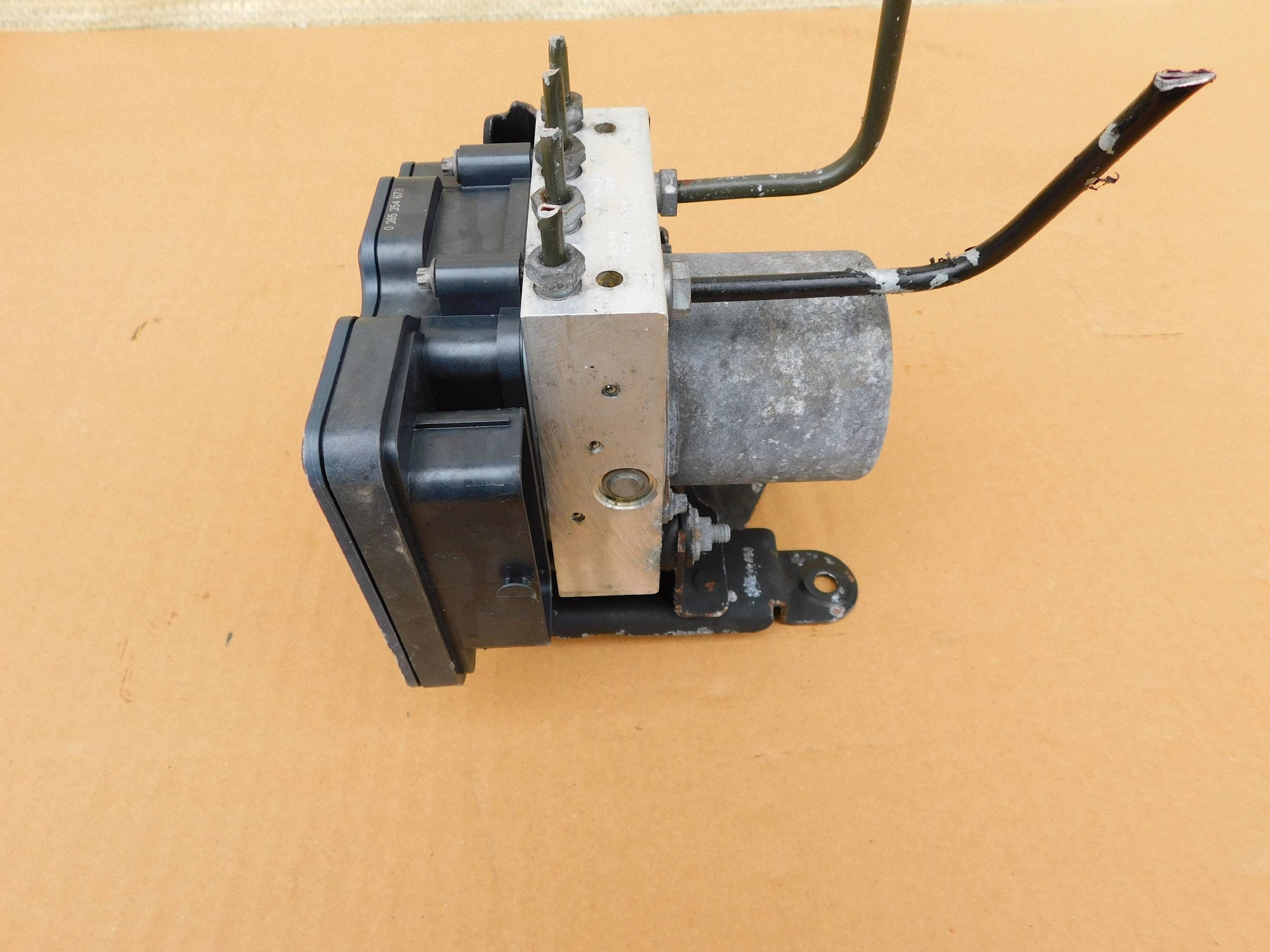 pump ABS control unit Sprinter 906 VW Crafter A9069002703 2265106513 original