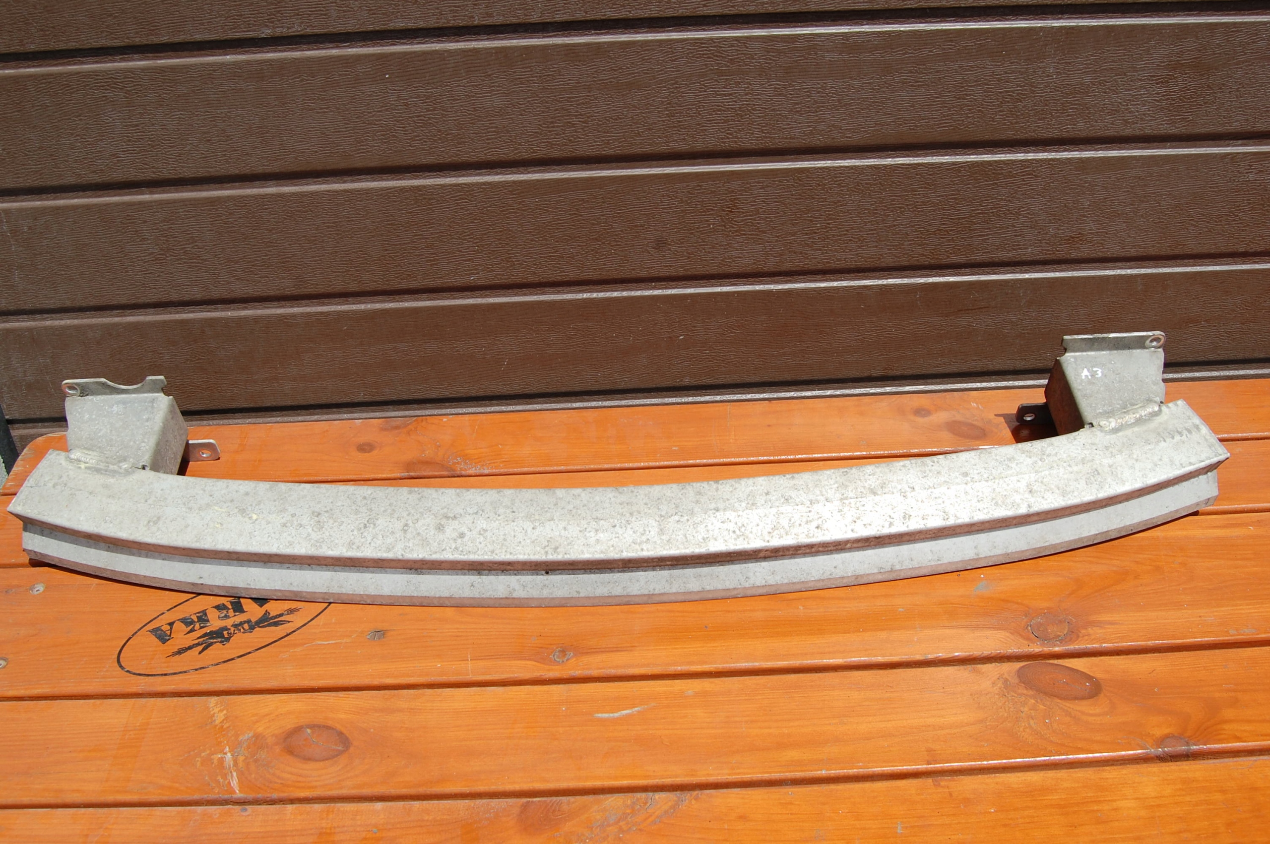 AUDI A3 8P LIFT BELKA TYLNEGO ZDERZAKA 5D EU