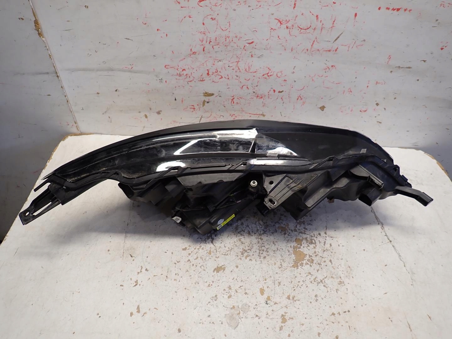 light front left NISSAN QASHQAI III J12 FULL LED 21- 100-8D02J