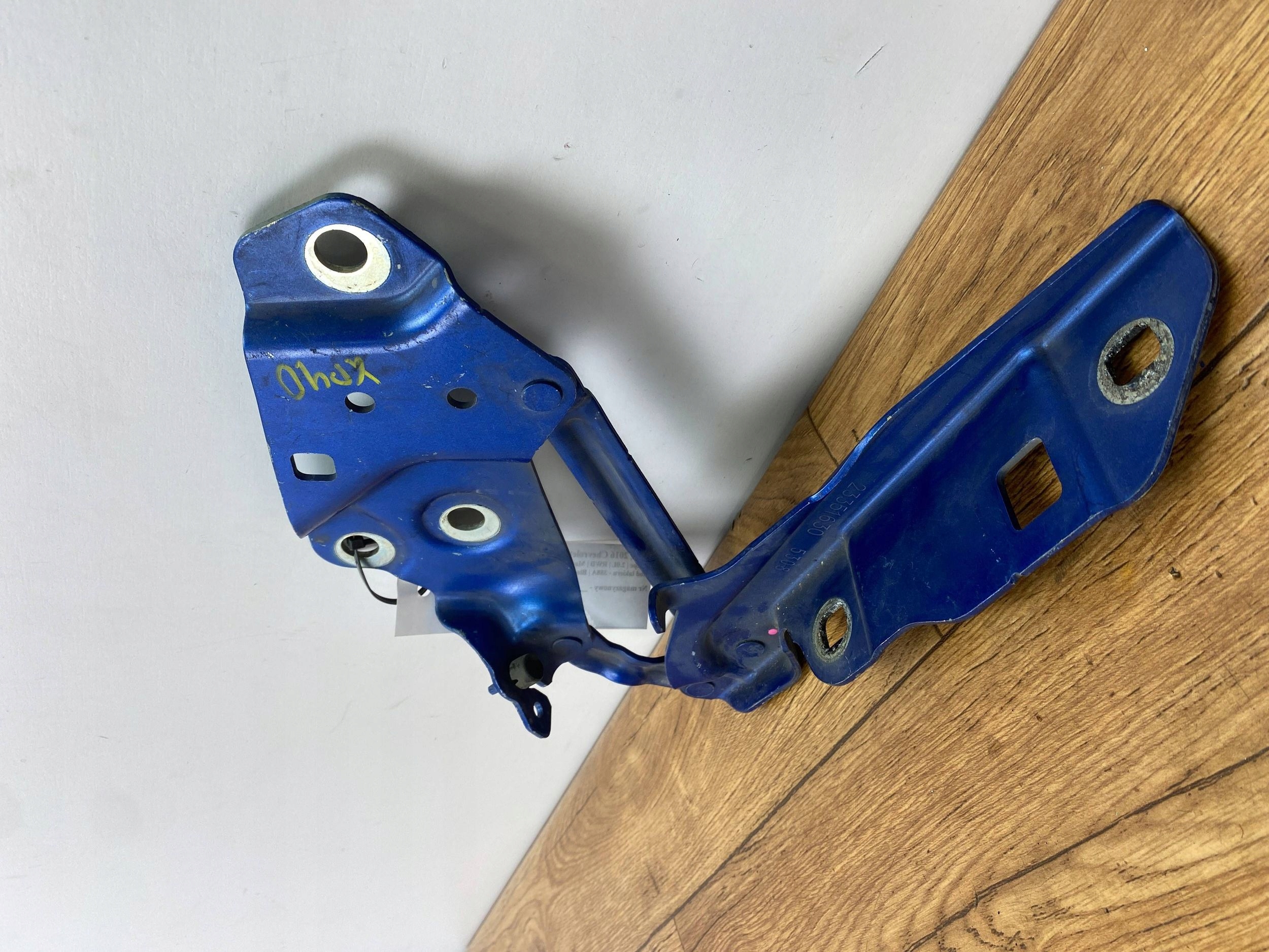 bonnet hinges right Chevrolet Camaro 2016+