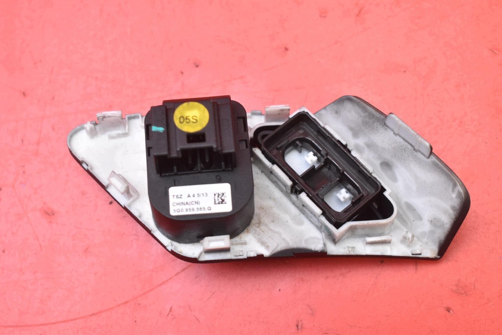 PANEL Regulations- der Spiegel 5G0959565Q VW GOLF 7 VII 12-17