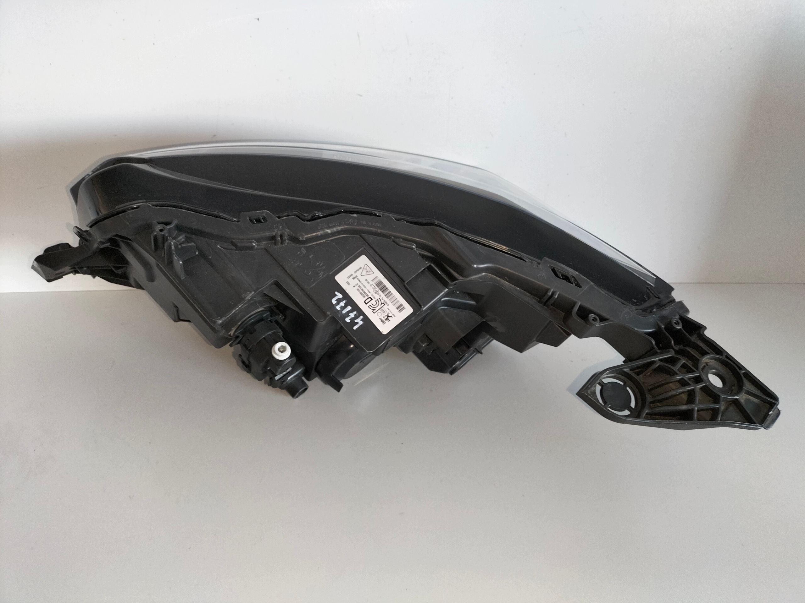 light front reflektor right PEUGEOT 208 2008 II 19