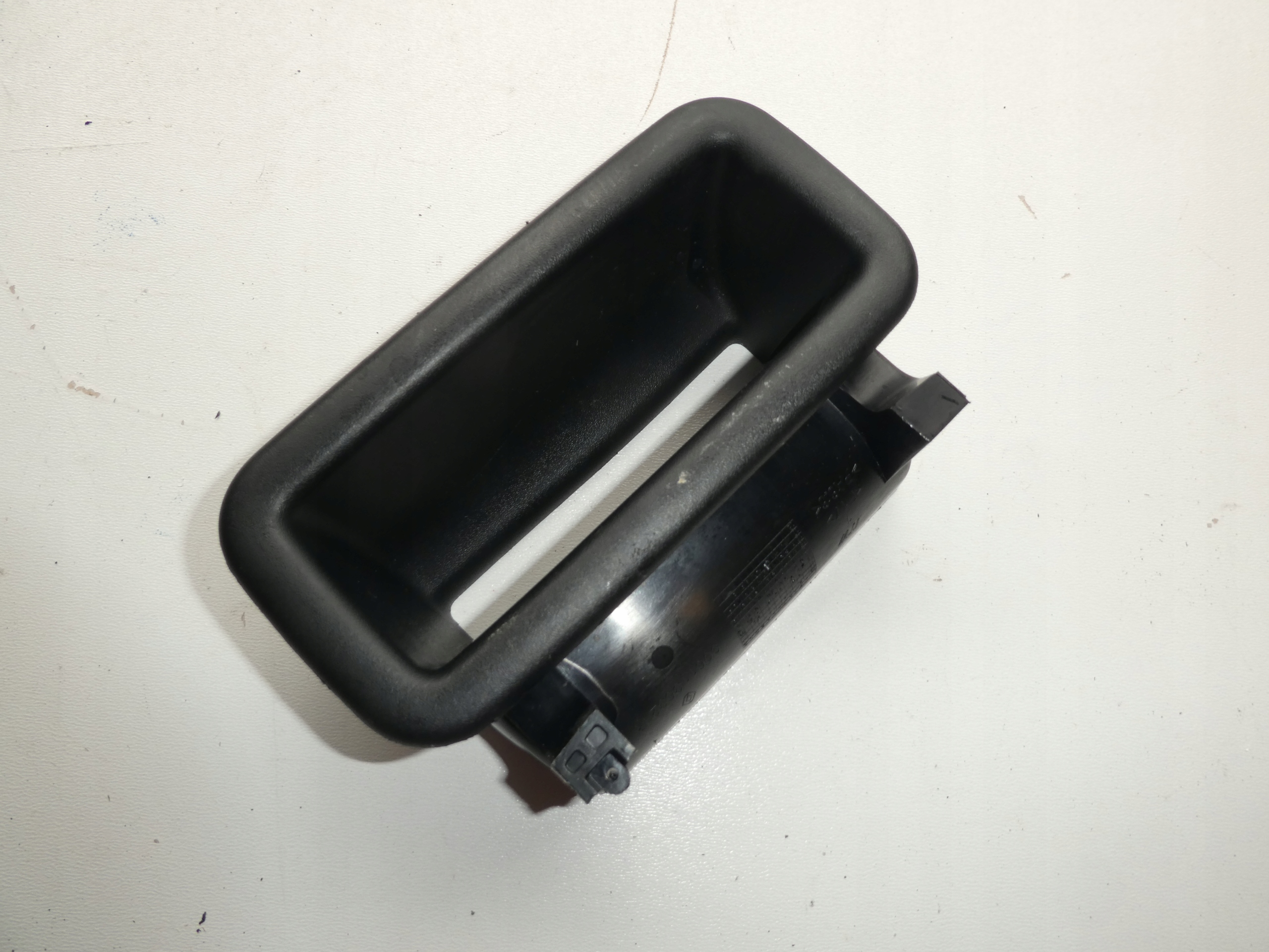 BLENDE ABDECKUNG TÜRGRIFFE HINTEN RECHTS HECK RENAULT MASTER III 906113632R