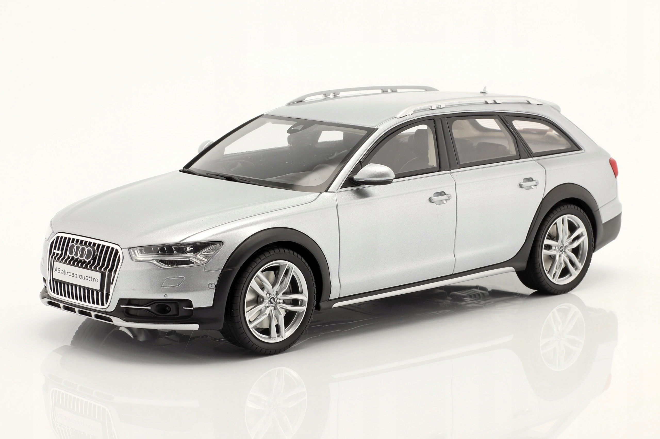 Audi A6 (C7) Allroad Quattro Avant 2019 Floret Silver Gt Spirit 1:18 Model