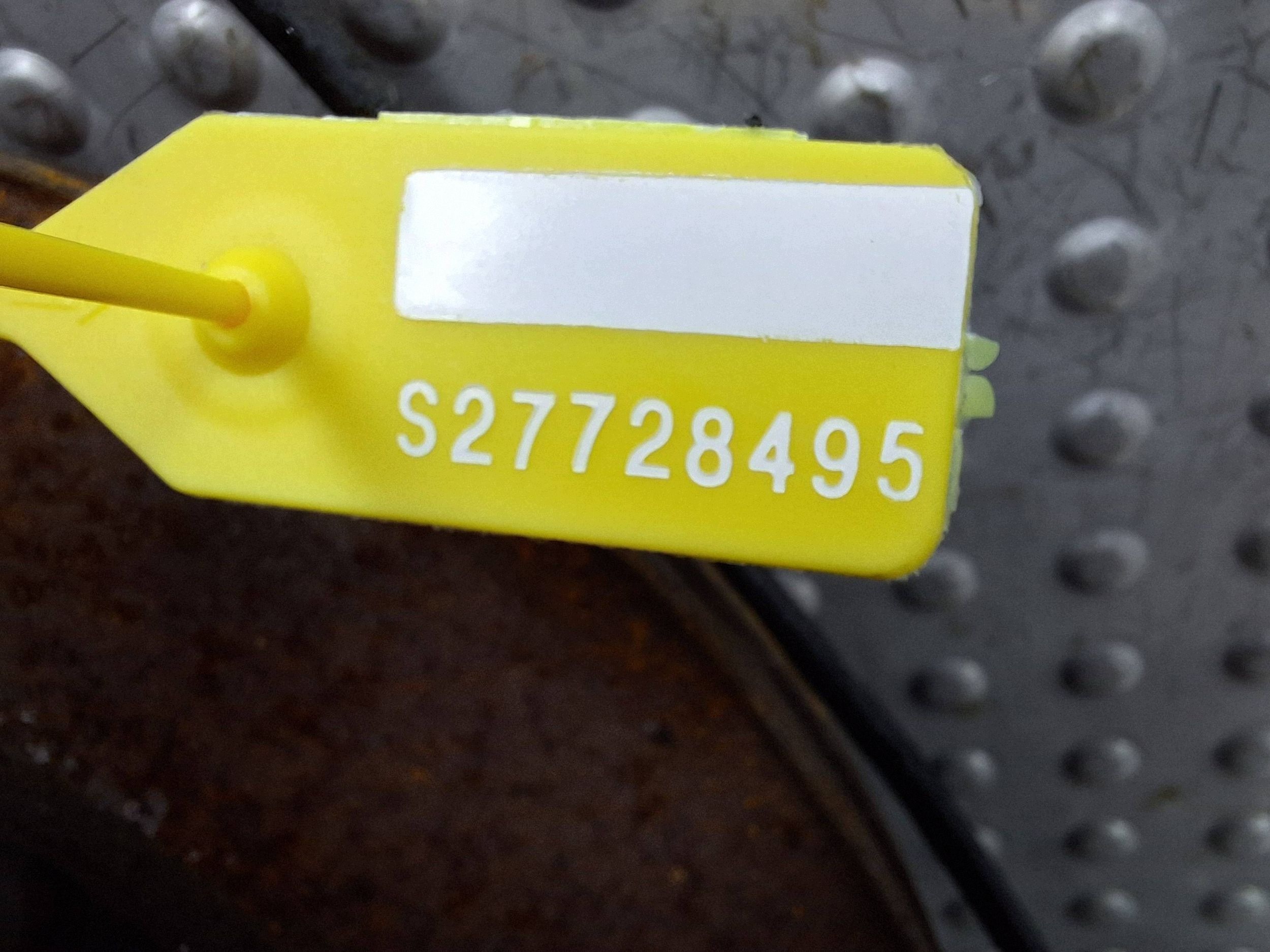otoč pravá předek NISSAN MICRA K13 10-16