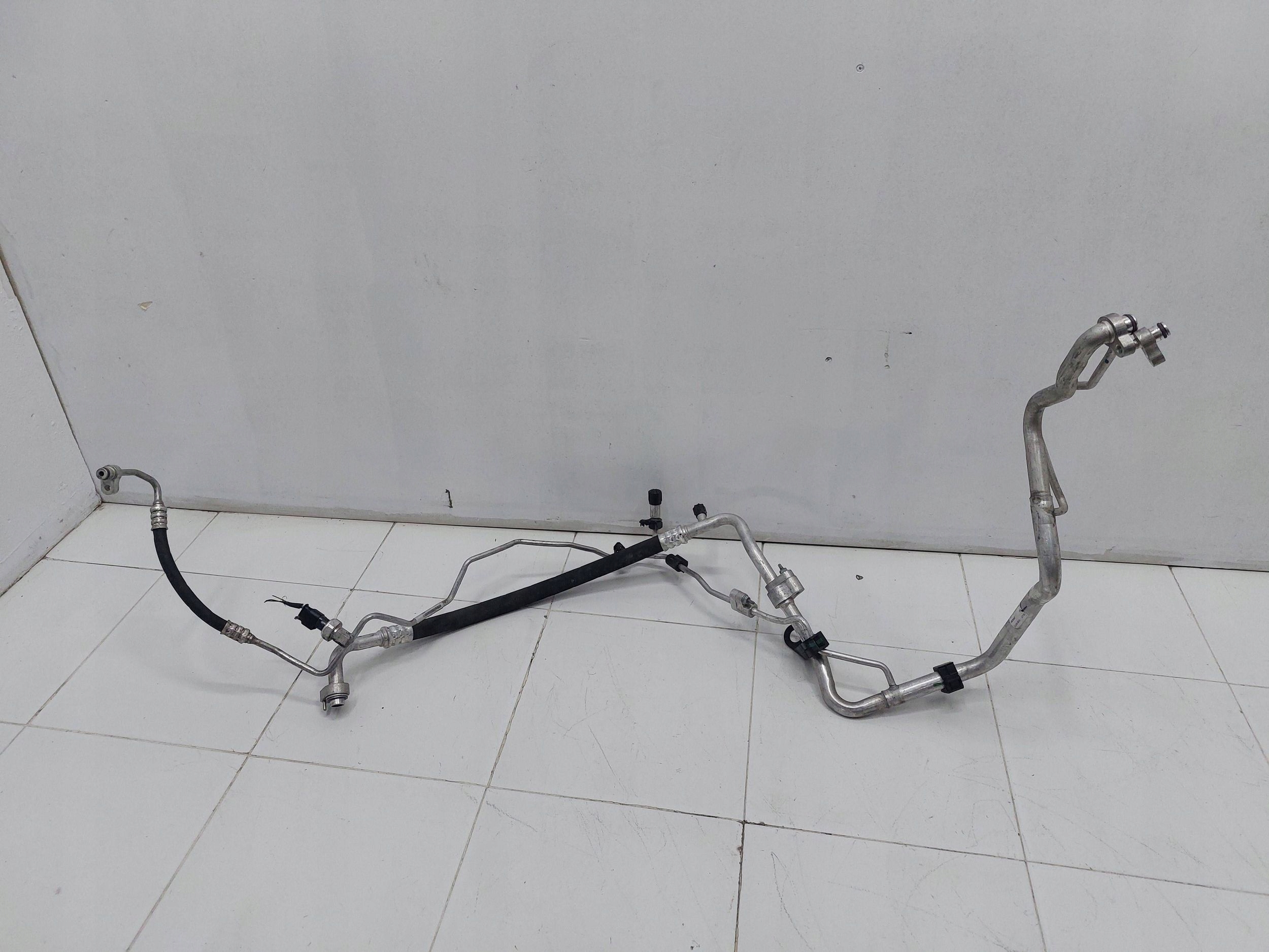 MERCEDES GLA 156 CLA 2.2 CDI hadice klimatizaci A2468302615