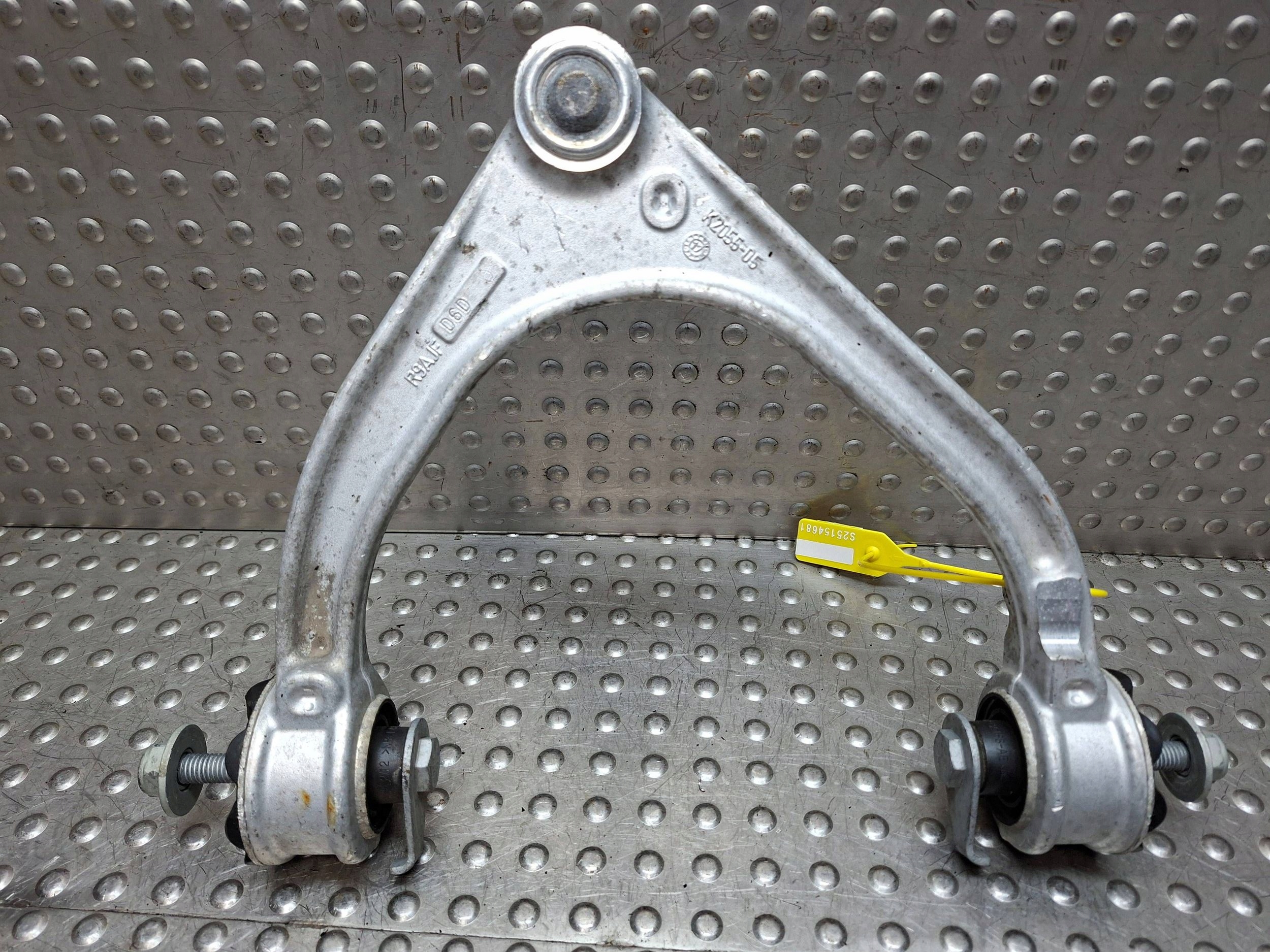 arm left front upper JAGUAR F-PACE RANGE ROVER VELAR HK83-3091