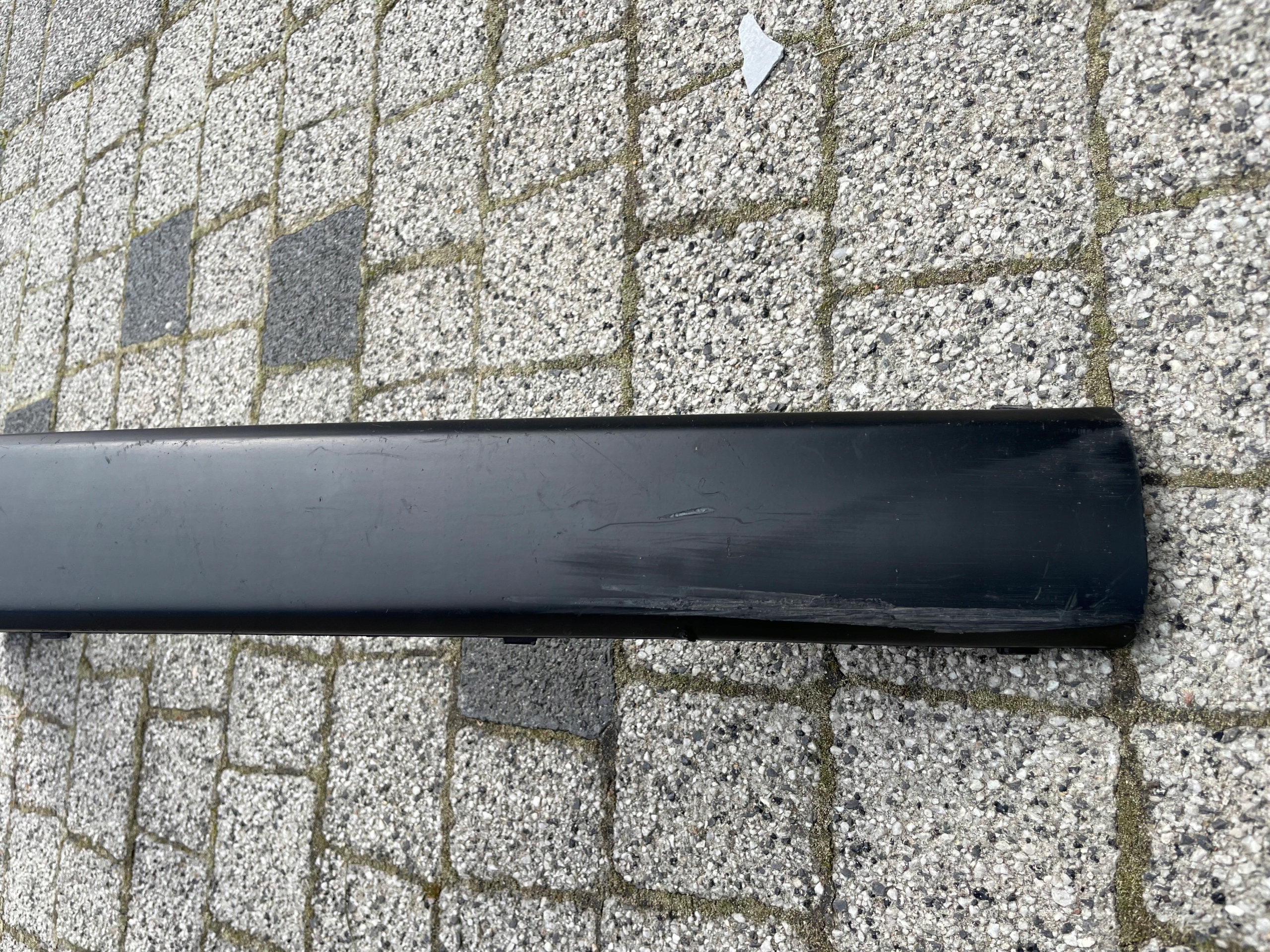 moulding of a bumper BMW E34 front left 1944177