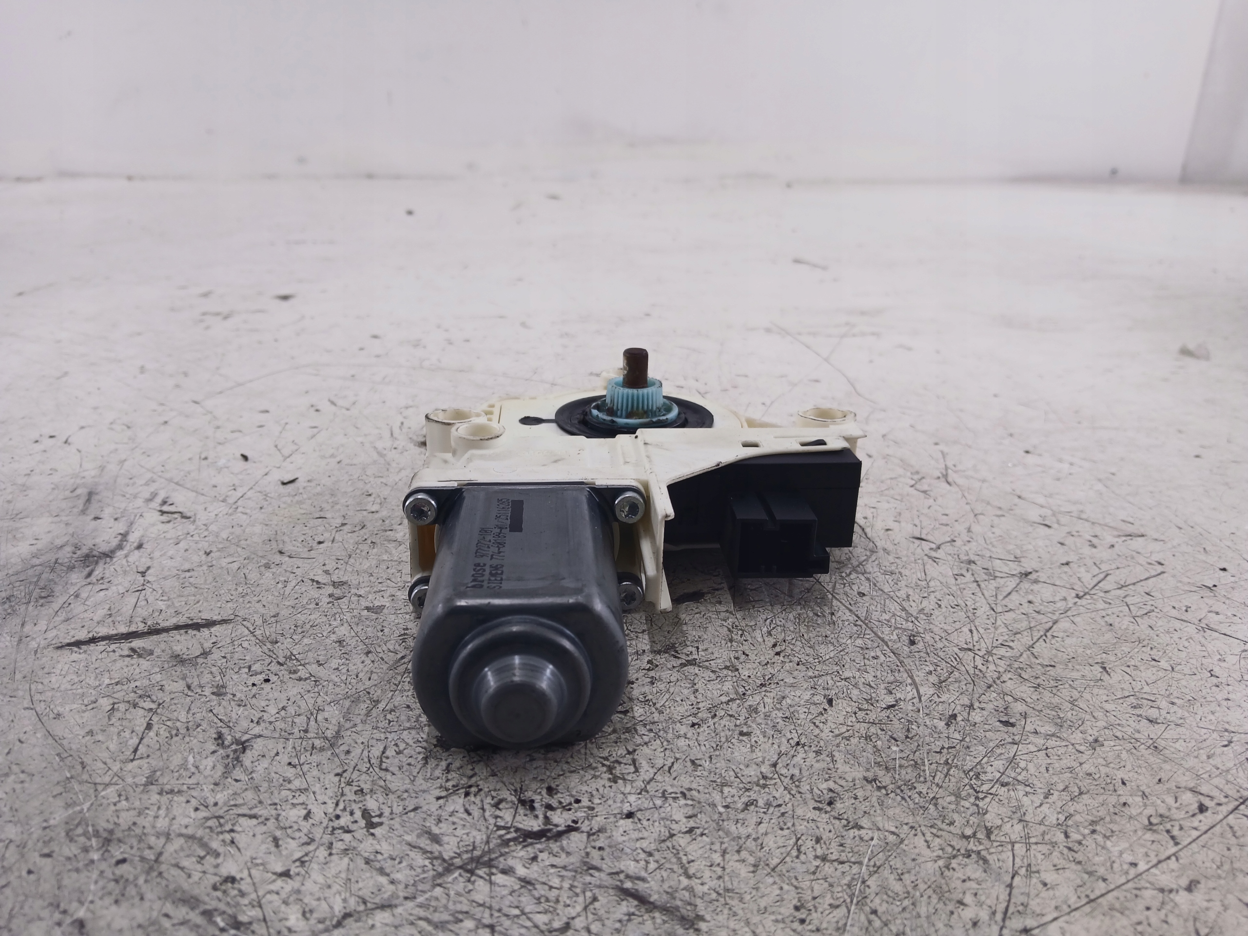 AUDI A6 C6 KOMBI mini motor windows right front 4F0959802D