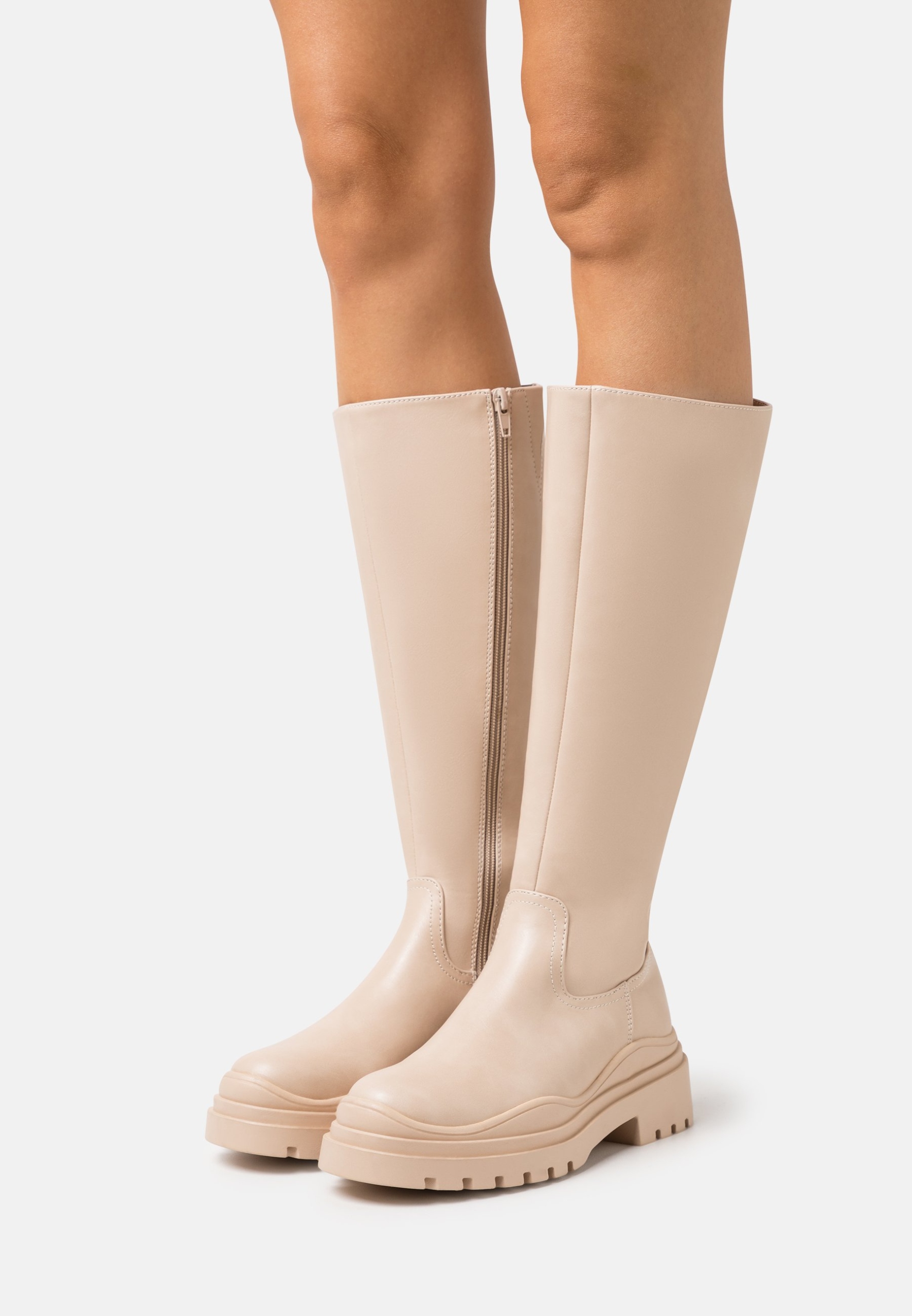Béžové kozačky na platformě s lehkým zateplením Vero Moda 41