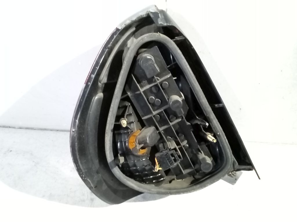 Renault Thalia and light right rear part rear
