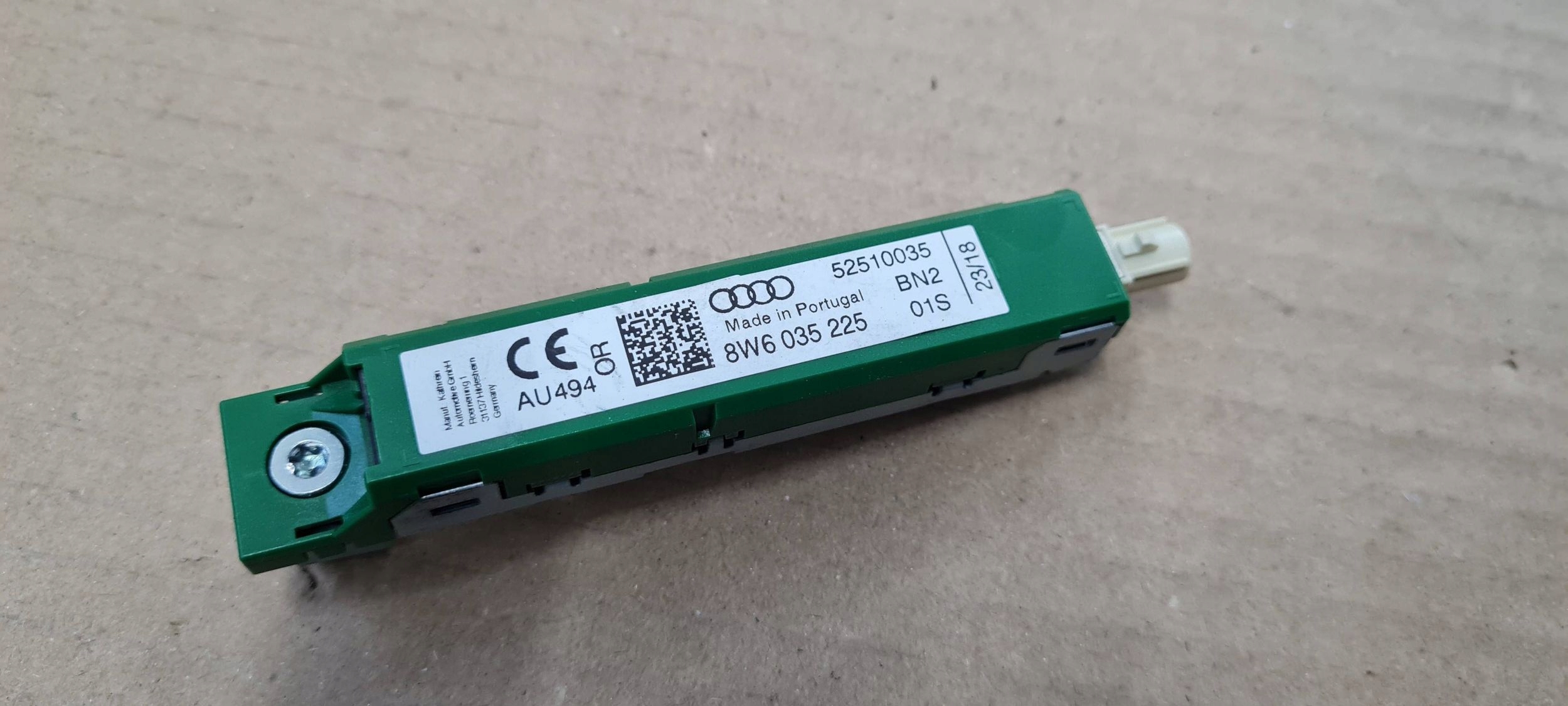 S5 8W A5 COUPE antenna module amplifier 8W6035225