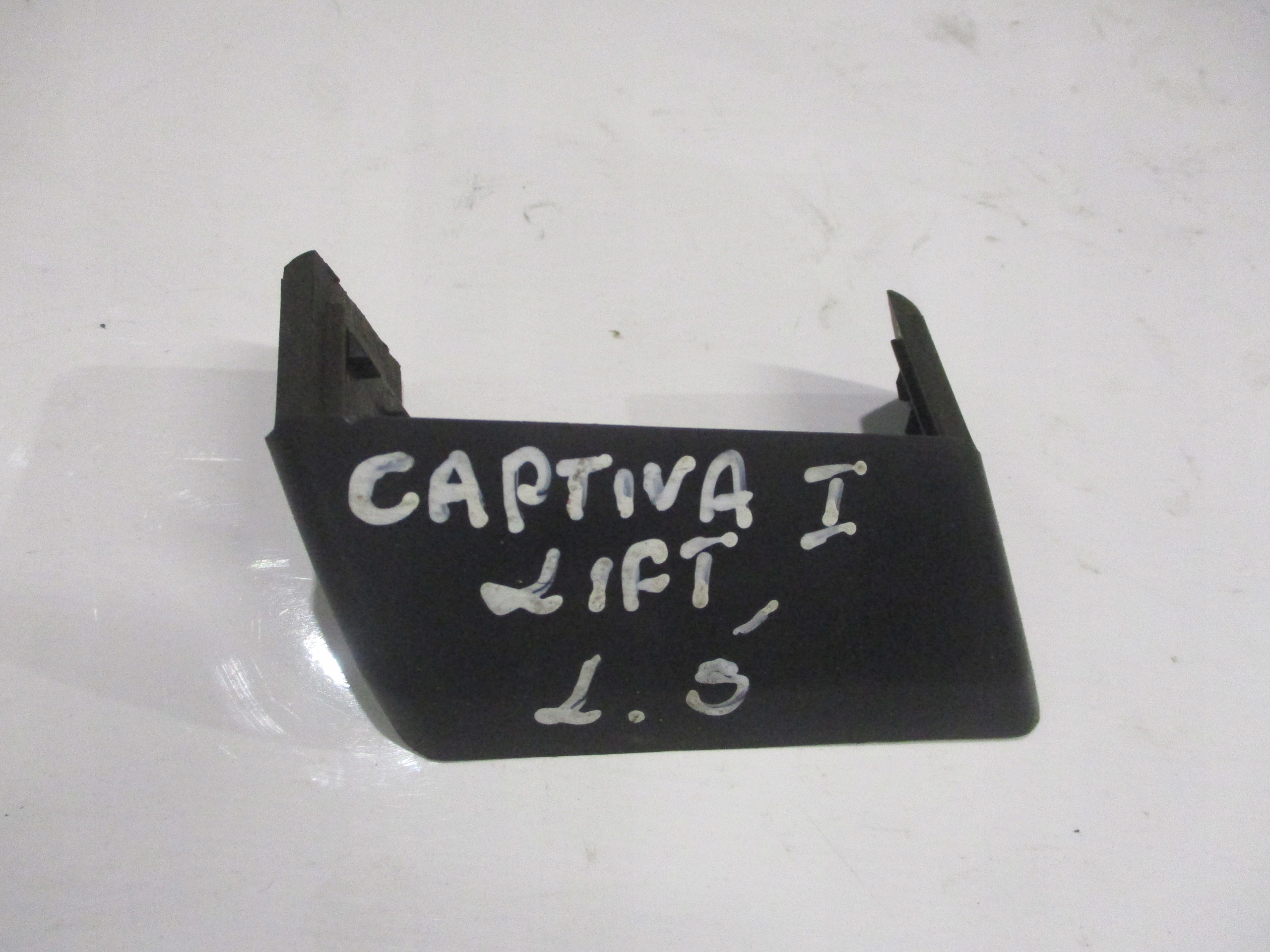 ZAŚLEPKA RELINGU LEWA ŚRODEK ŚRODKOWA CAPTIVA I LIFT