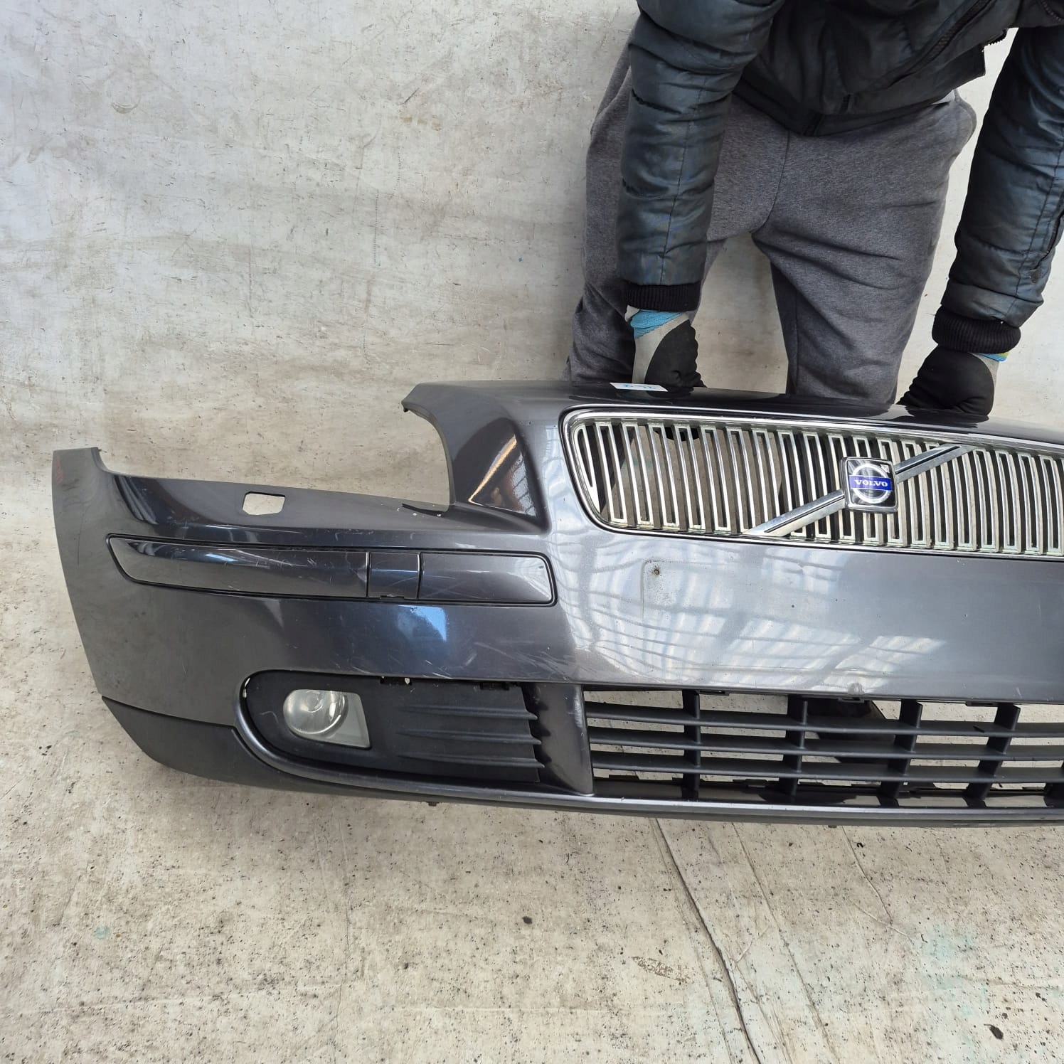 VOLVO V50 04-07 bumper front front washer