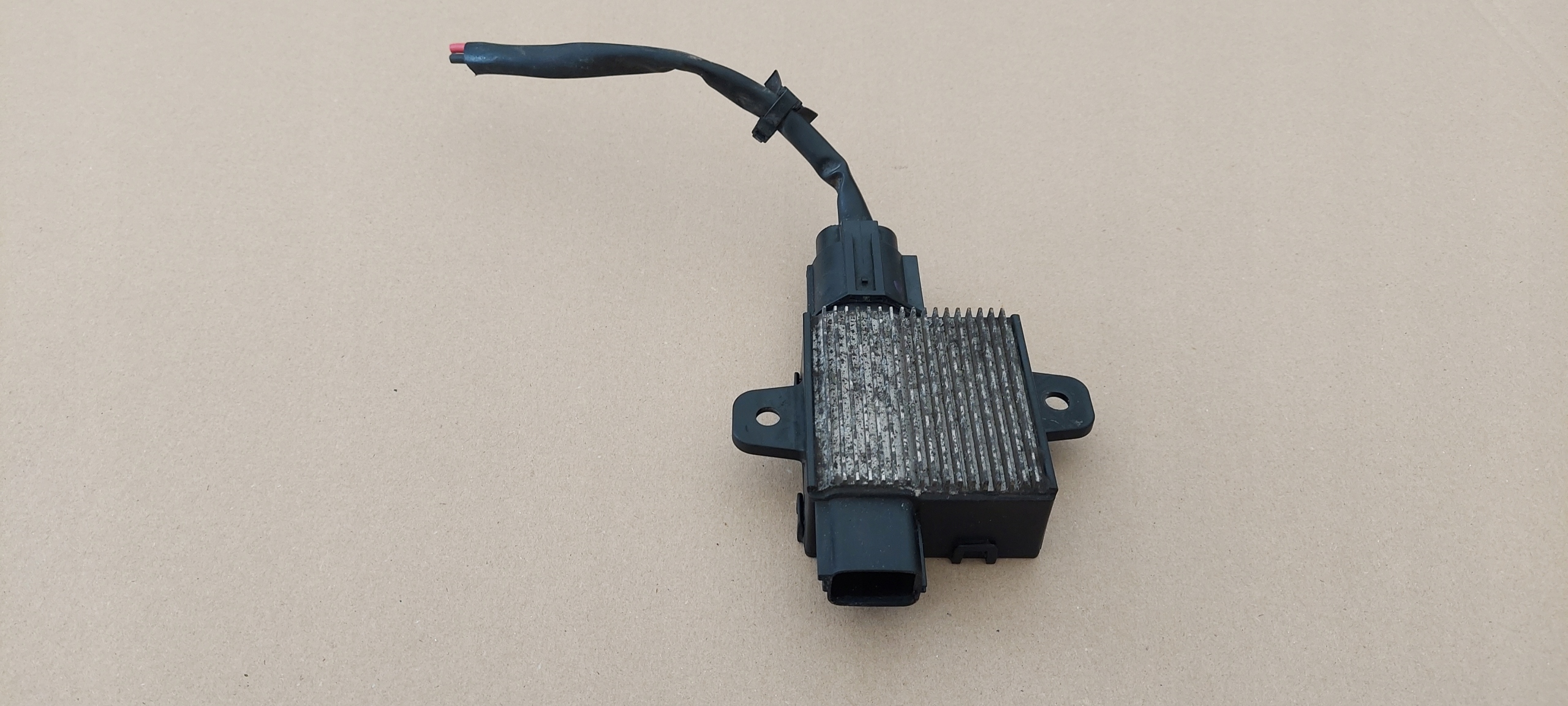 Bedienteil WENTYLATORA OPEL ADAM CORSA E 39021773