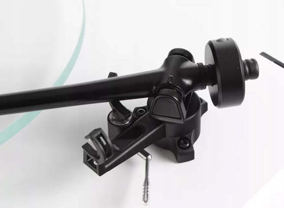 REGA PLANAR 2 GRAMOFON PLUG AND PLAY Z WKŁADKĄ MM REGA CARBON BIAŁY POŁYSK Głębokość produktu 36 cm