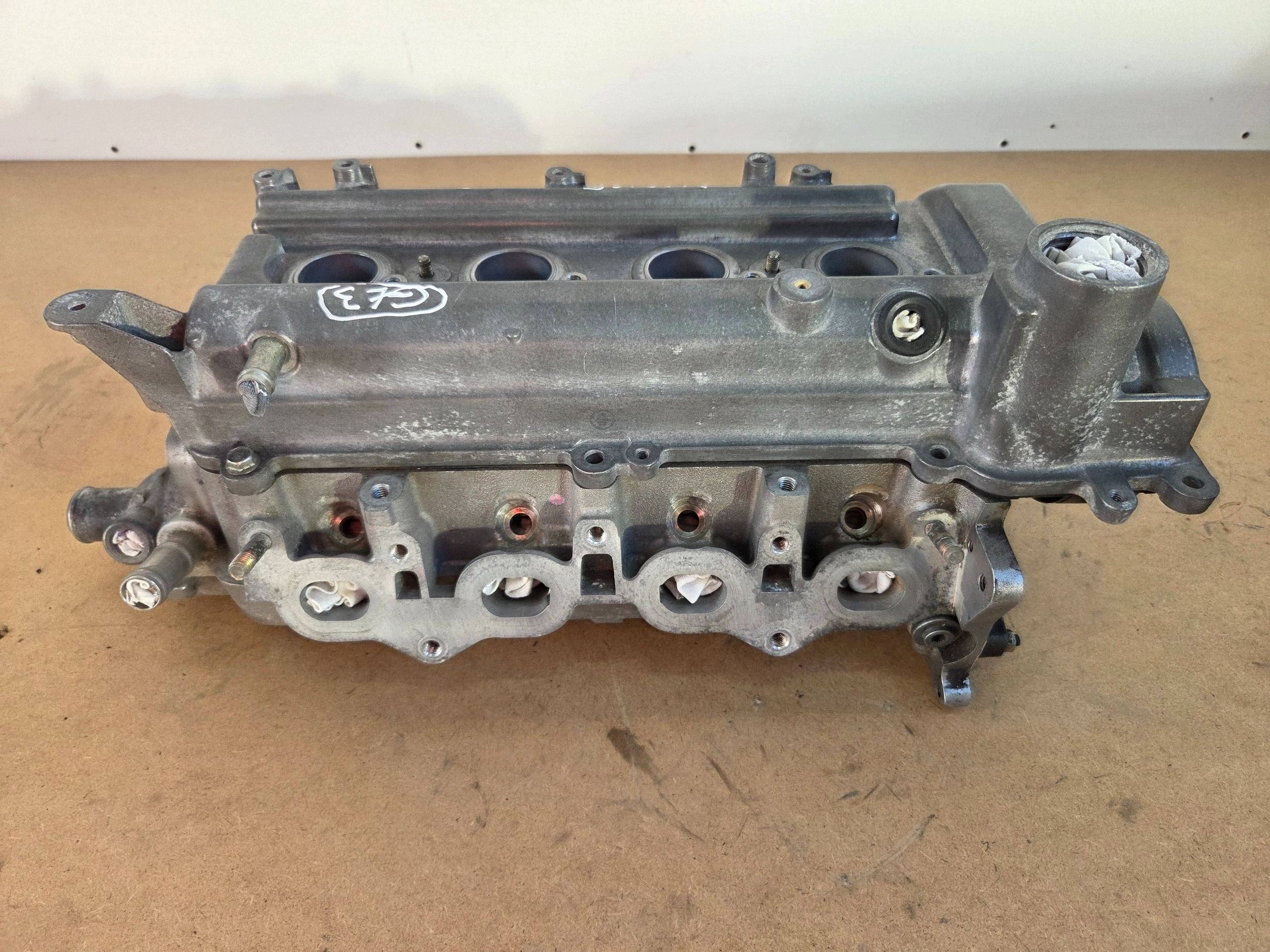 Toyota Yaris e 1,0 TESTATA Motore (GL3)