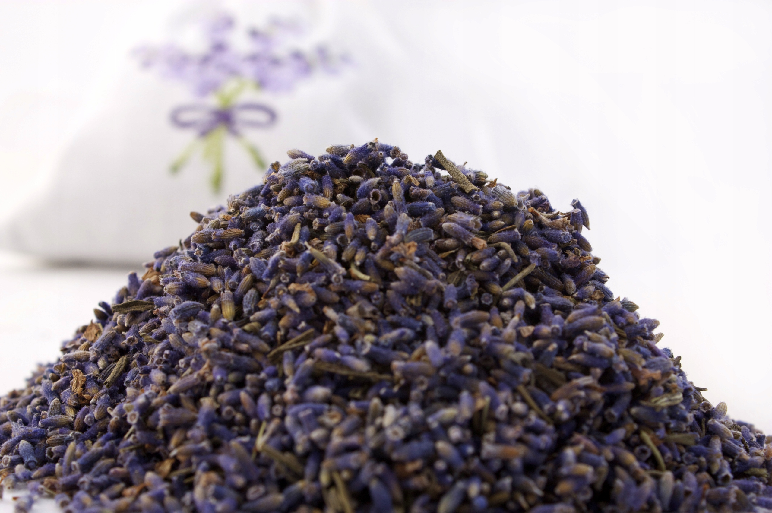 

Naturalna suszona Lawenda aż 25g.