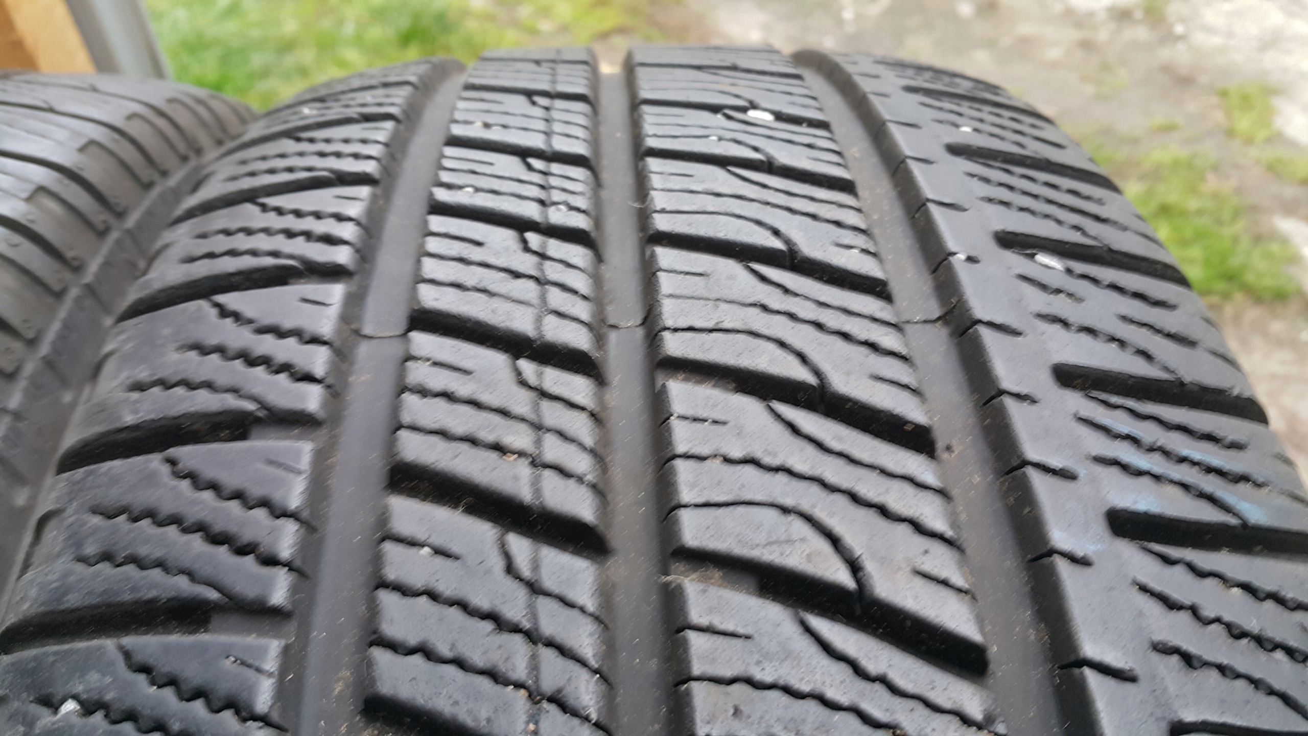 Opony zimowe 2x 225/55r17C Goodyear Cargo Vector 2 Średnica 17