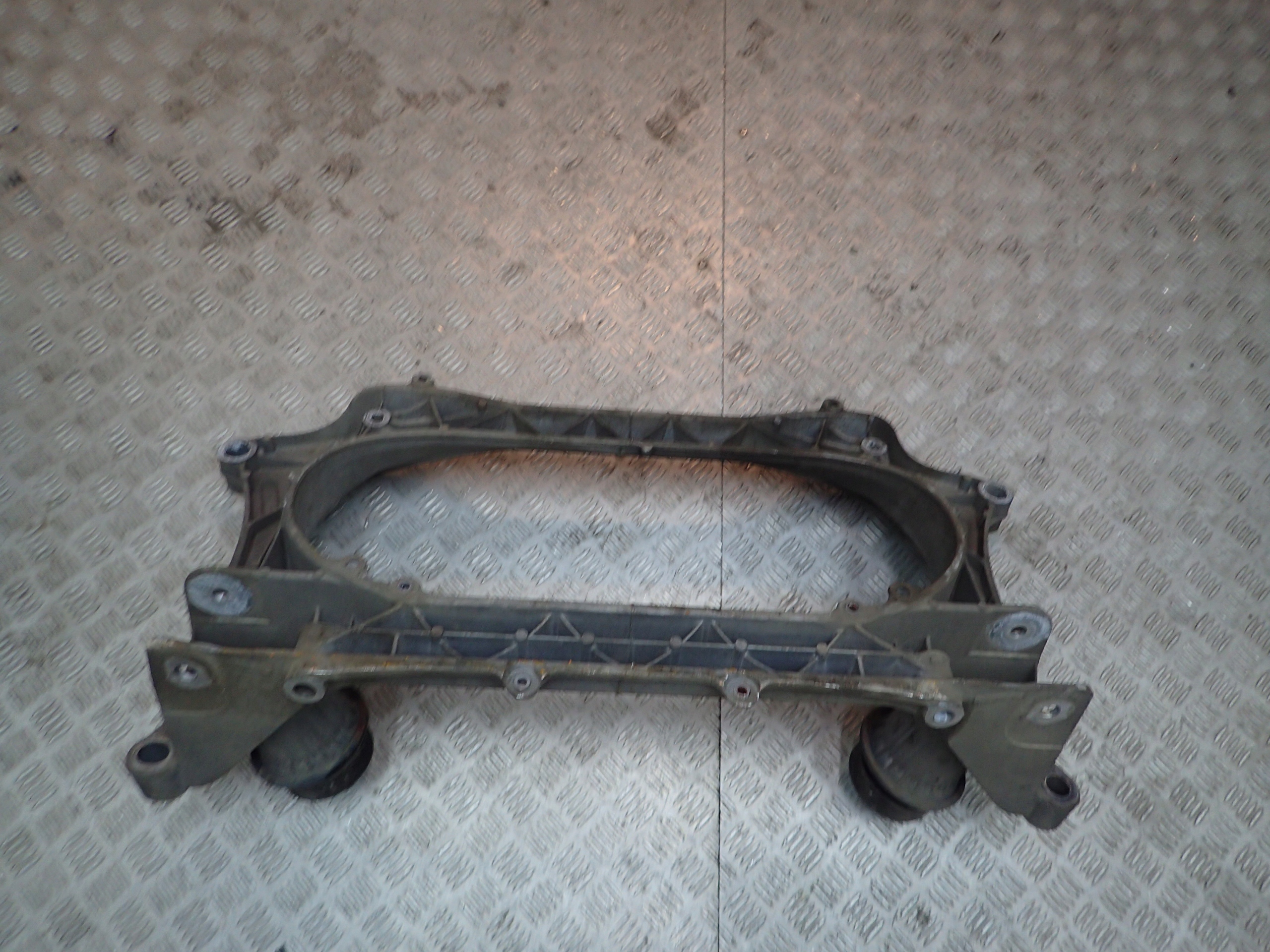 LEXUS RC RCF ŁAWA SANKI BELKA ZAWIESZENIA PRZÓD