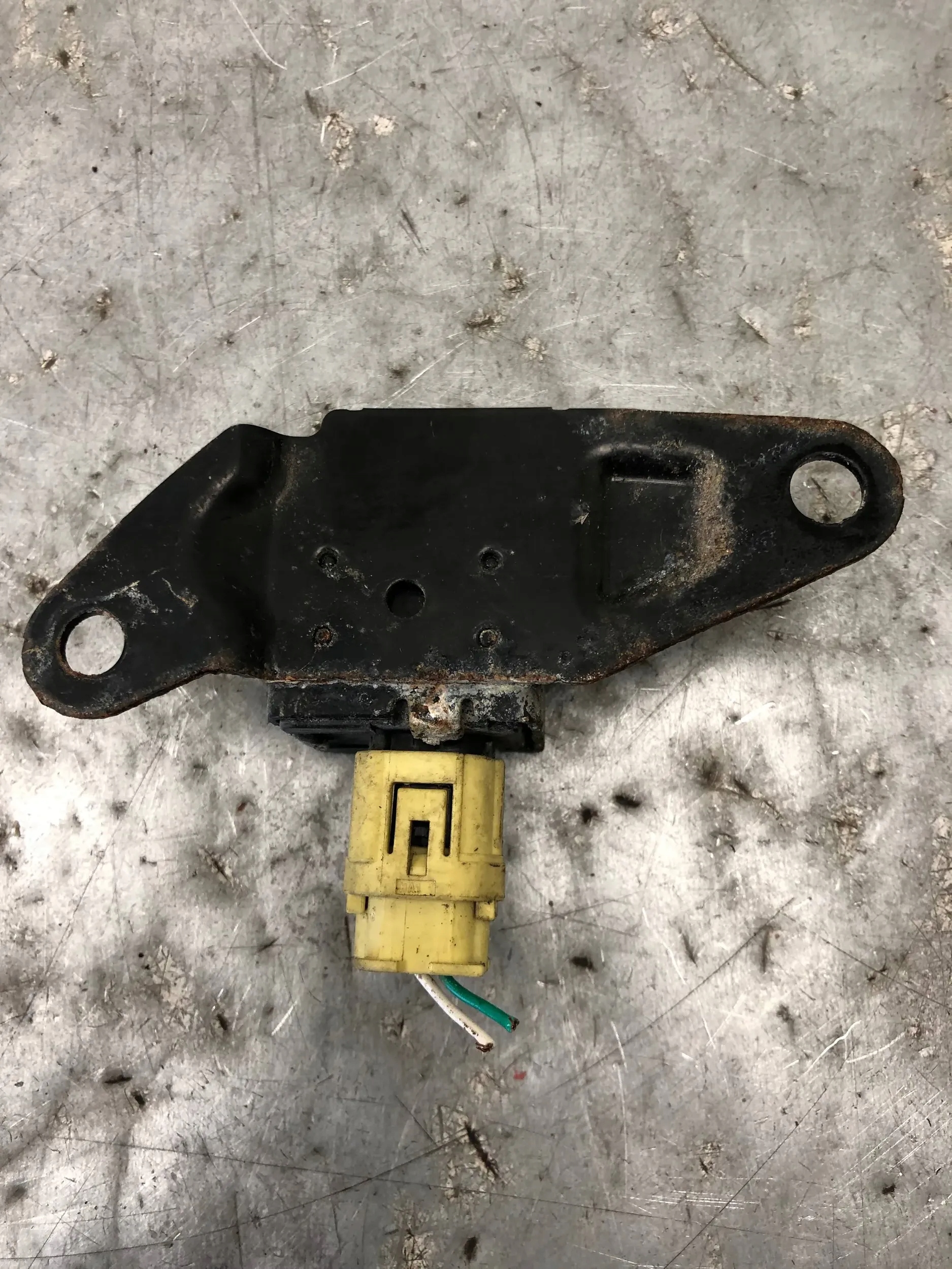 Crashsensor Drucksensor SUBARU IMPREZA II KOMBI HAWKEYE 98231EL100 187600-6110