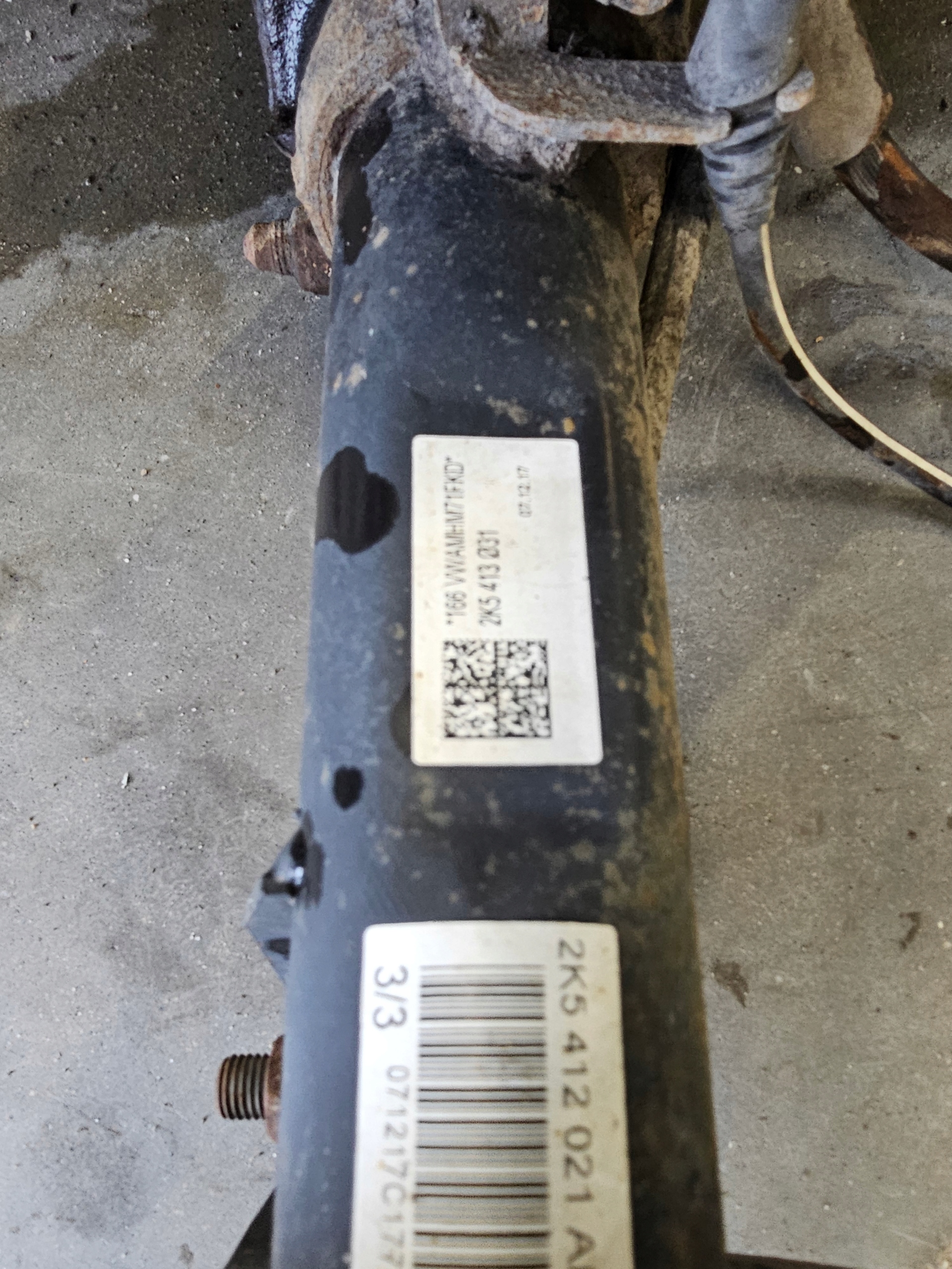 swing McPherson right front VW CADDY IV 2K5413031