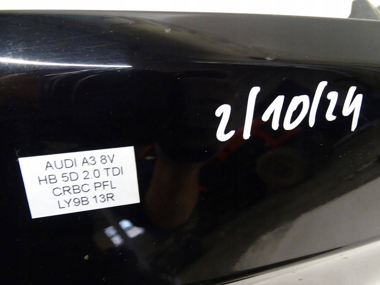 fender right front front AUDI A3 8V HB LY9B