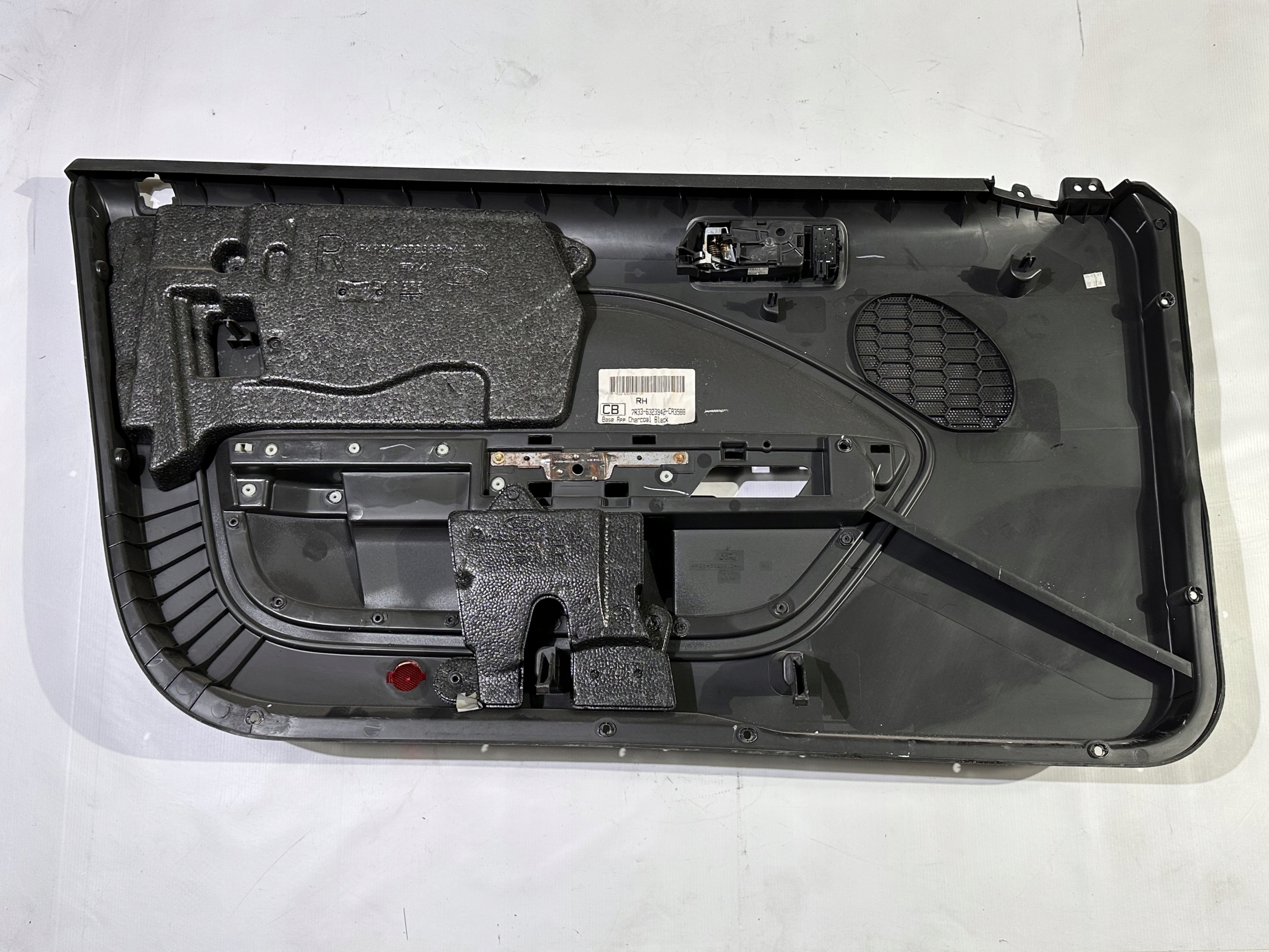 side door upholstery side right right Ford Mustang 2005 - 2009