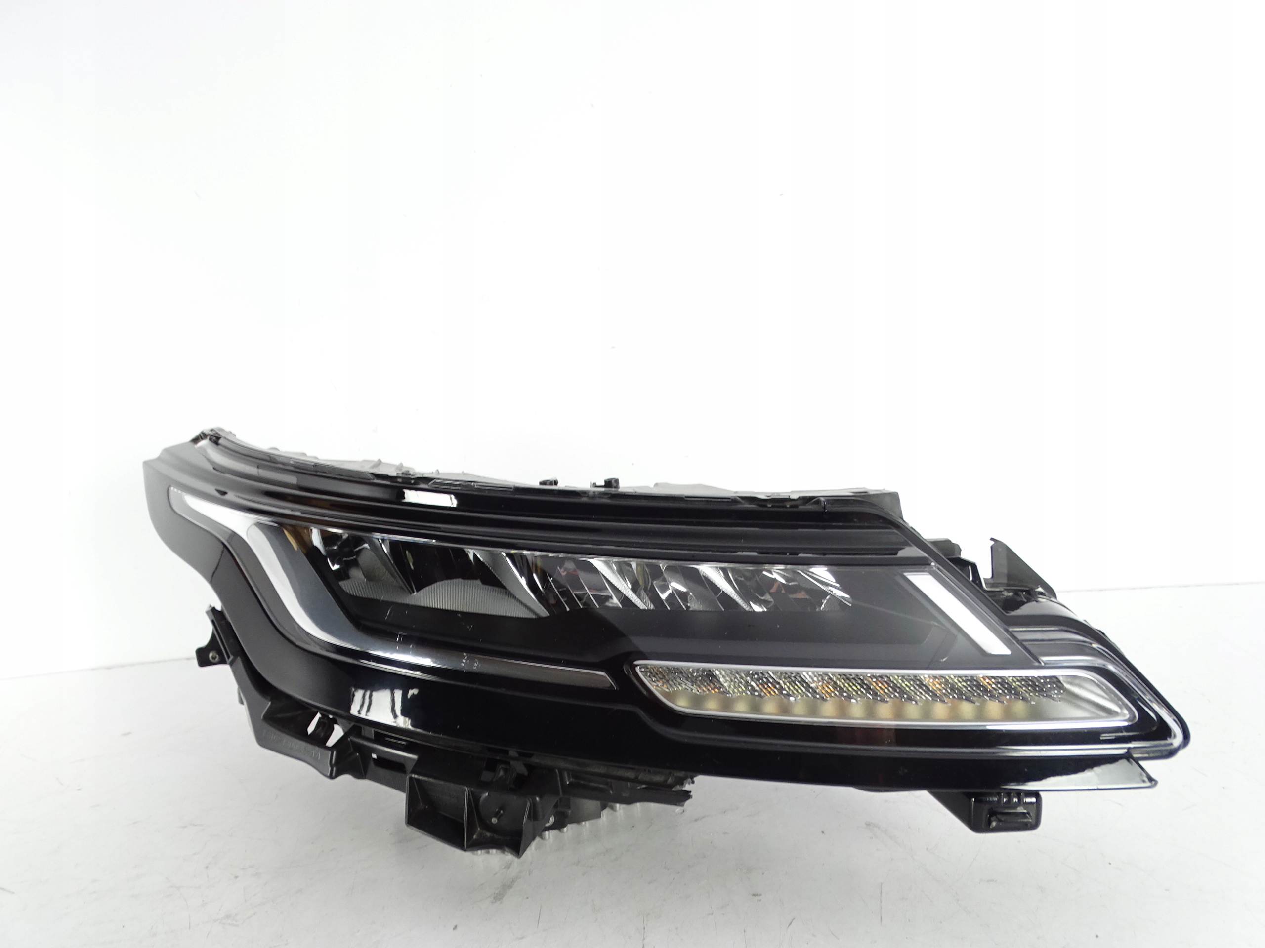 фара правая Range Rover Evoque II L551