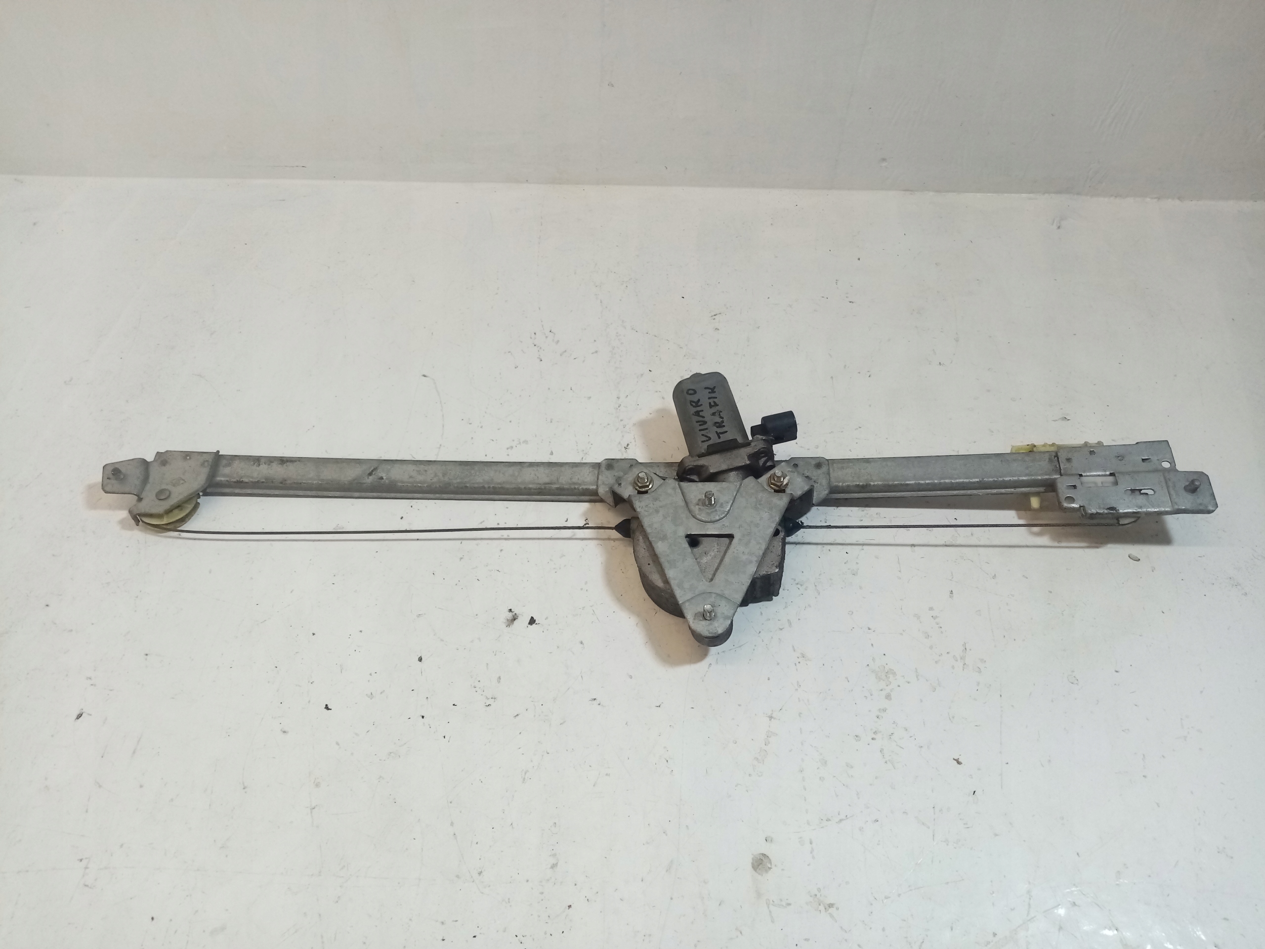 ELE mechanism windows left front RENAULT TRAFIC 2 7700311821F 91165705F