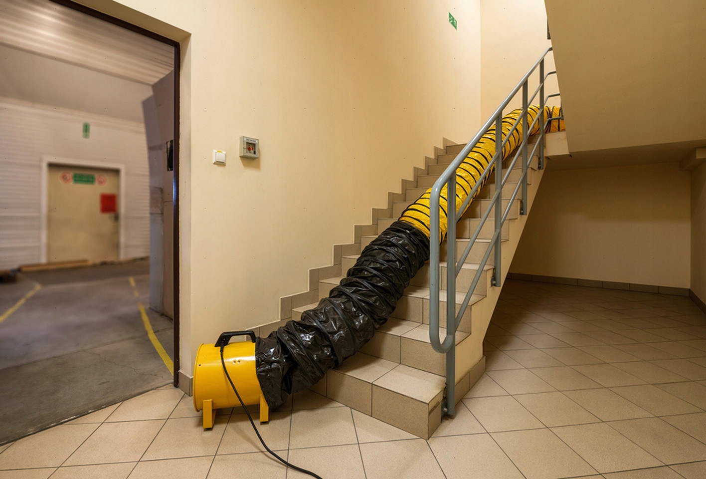 WENTYLATOR MASTER BLM 6800 Napięcie 220 V